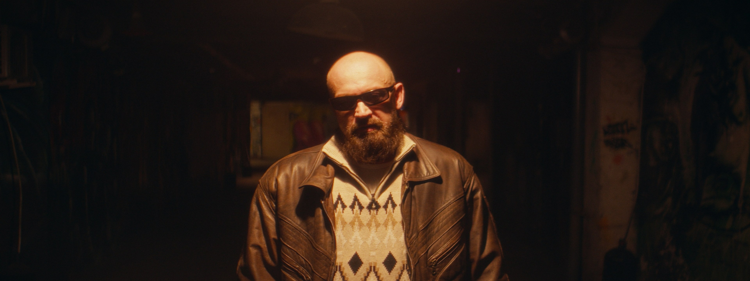 Хитяра (teaser). Цветокоррекция видео онлайн Иван Сержанов