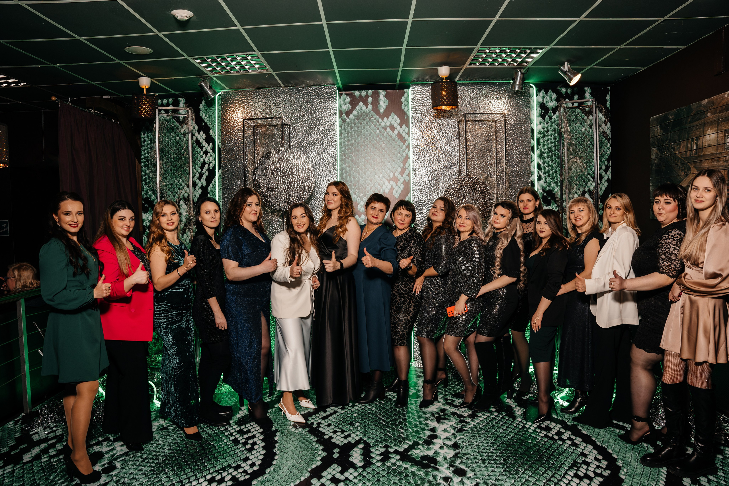 Корпоратив «СОВКОМБАНК». Свадебный фотограф Барнаул Алексей Павлов