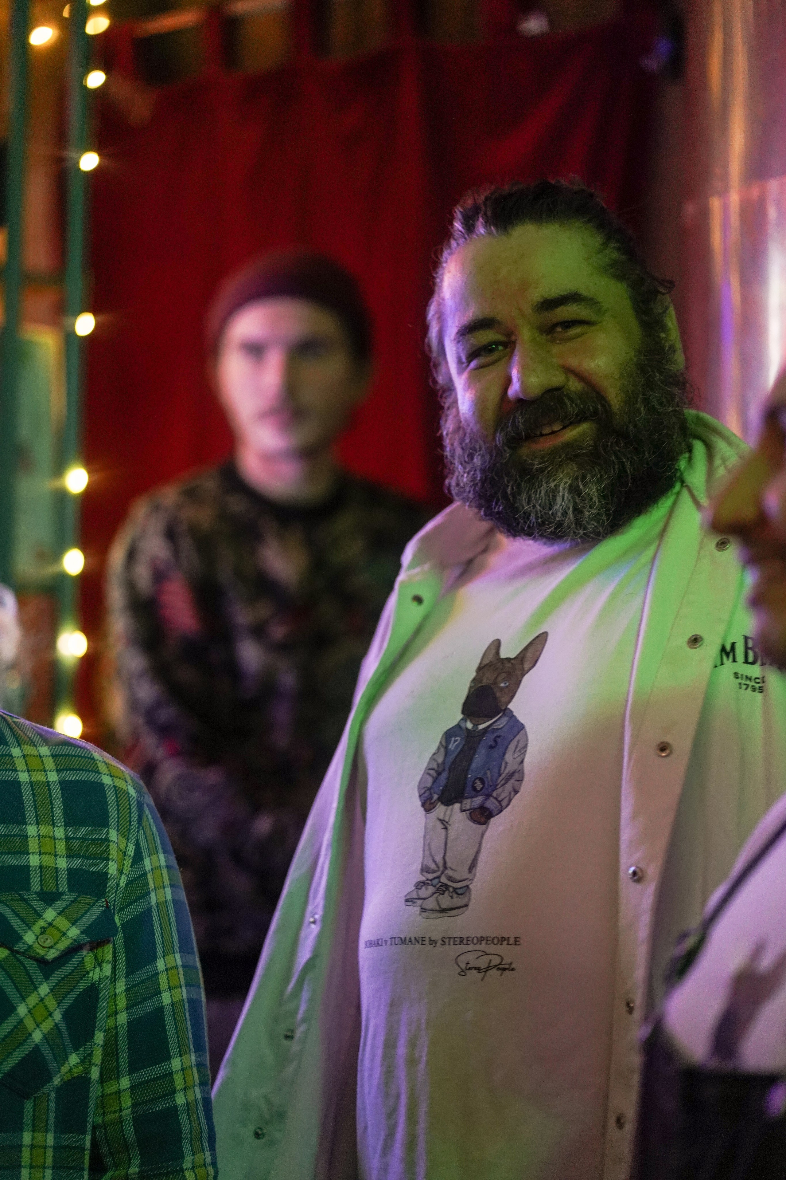 Бар Собаки в тумане. Фотограф