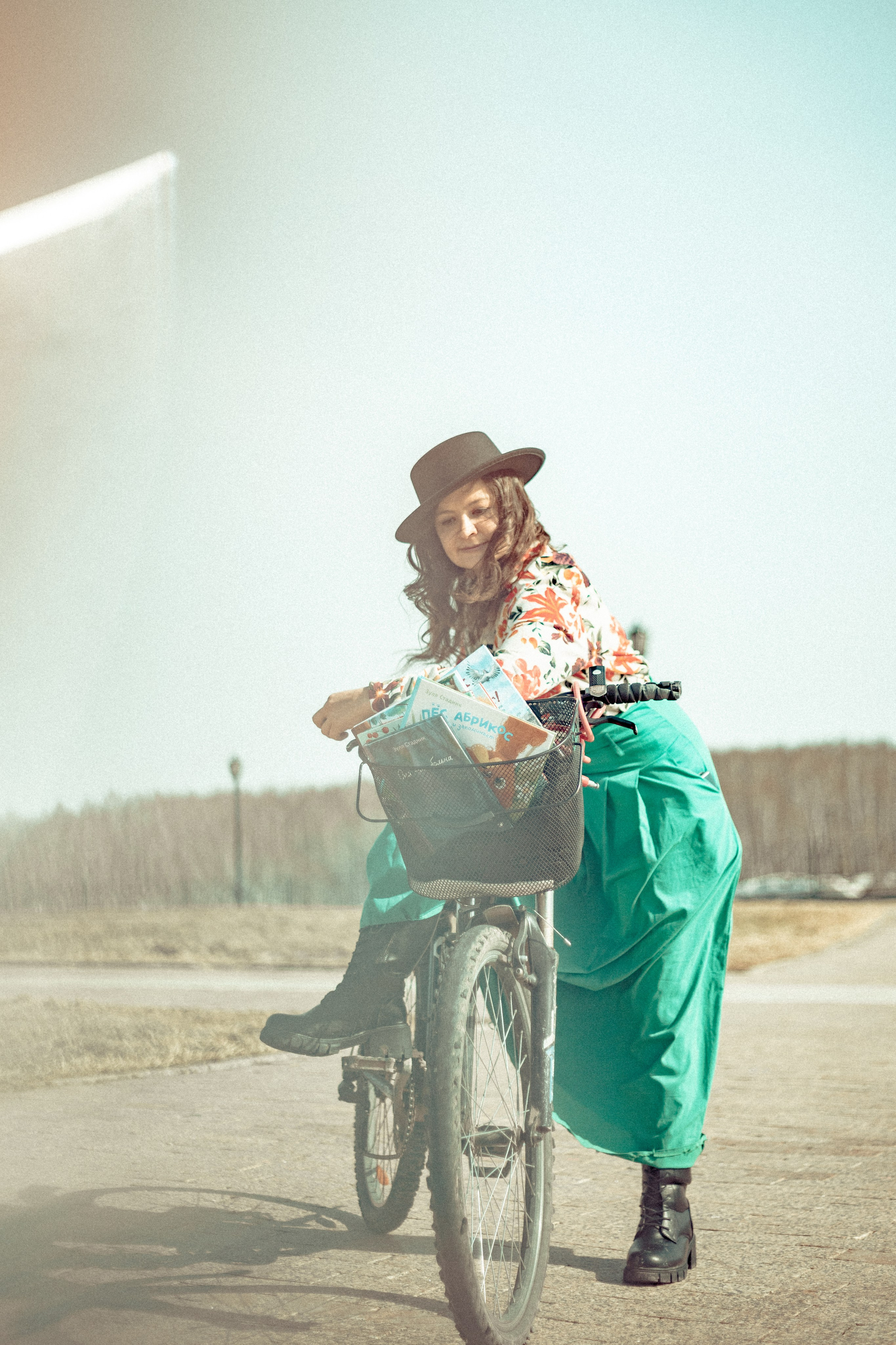 Зуля Стадник, детский писатель. Арт-фотограф Крис Л. в Тобольске: портрет, семейные, свадьбы