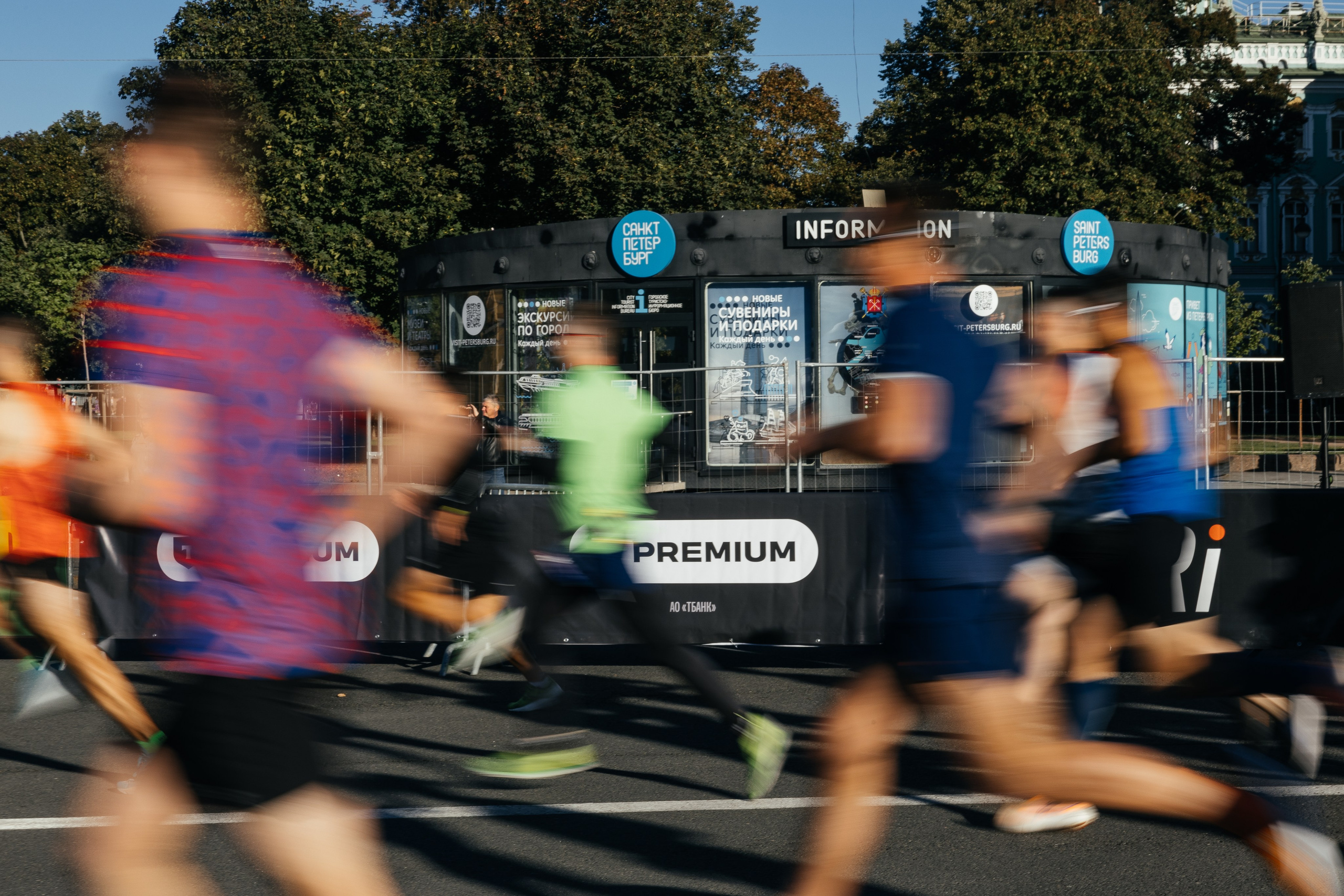 Снимал репортаж для «Газпром нефть», Газстройпром, Росатом, ОЗОН, Мегафон, ВТБ, Т-Банк, Unilever, Материа Медика Холдинг. Фотограф Serg-Epic — Сергей Клепиков