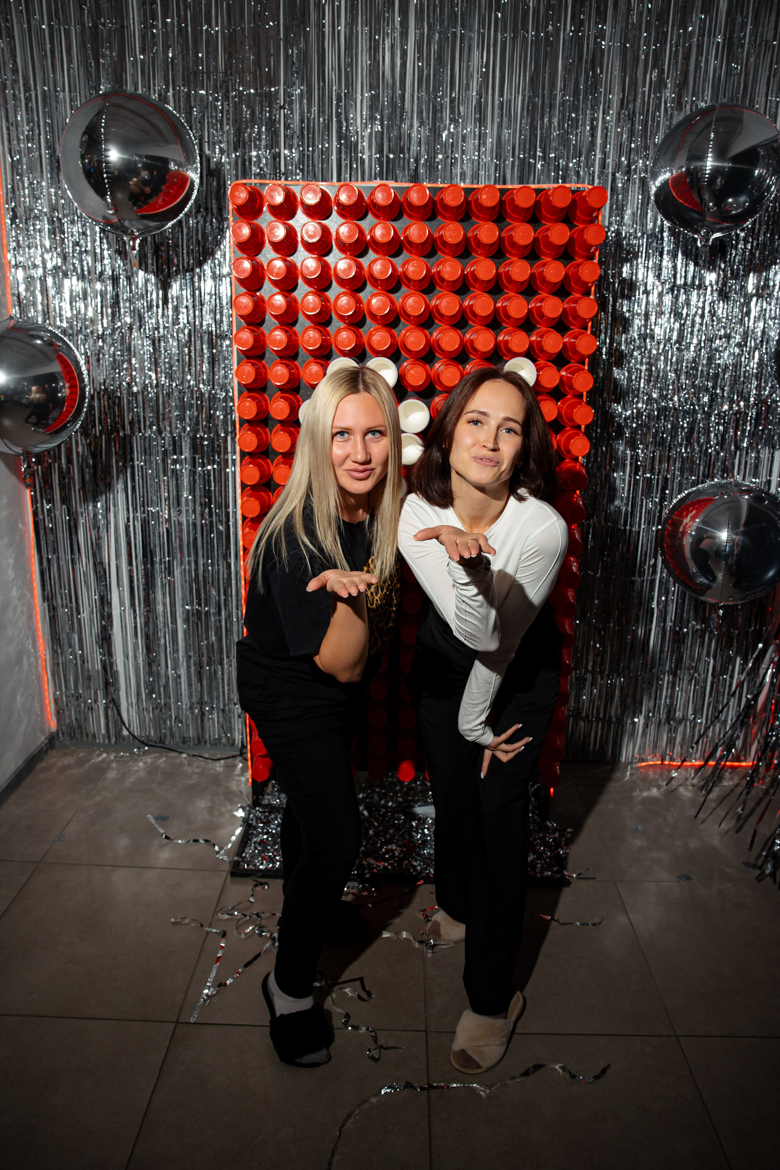 Дубль гис (офисная туса). Фотограф Вячеслав Фарунин