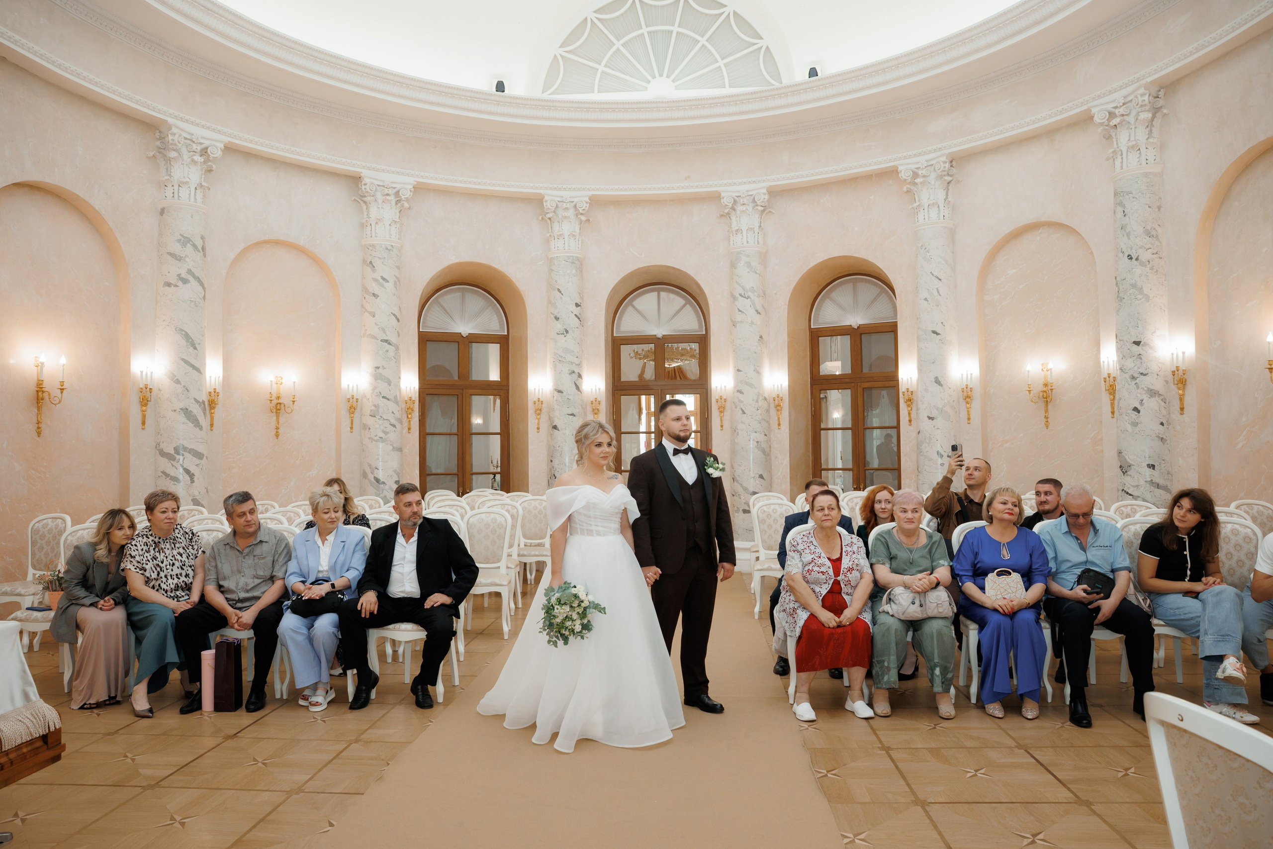 Регистрация и прогулка в Остафьево. Свадебный и репортажный фотограф (Москва, Королев и другие)