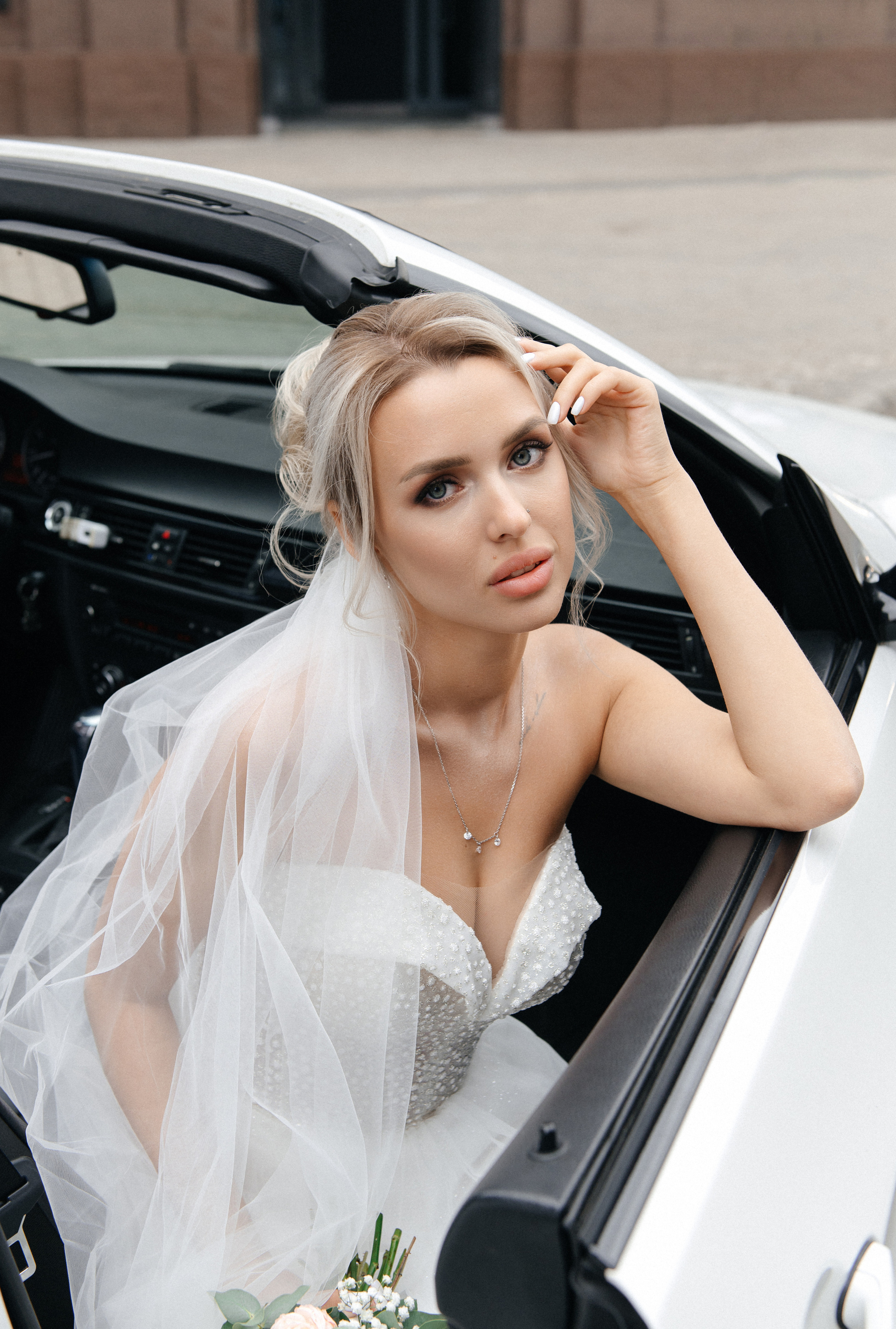 Свадебная фотосессия на Арма заводе. Семейный и свадебный фотограф в Москве Татьяна Николаева