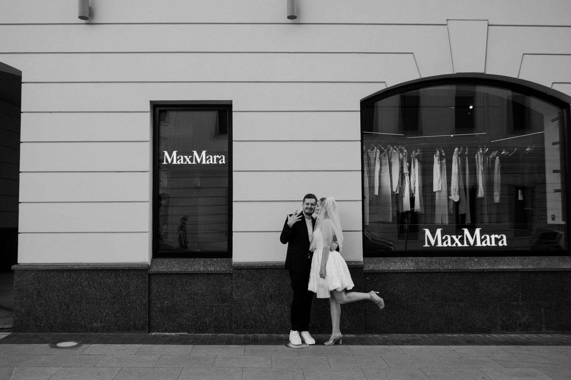 «ты красивый» — «нет, ты!». Свадебный фотограф Александра Тюлякова