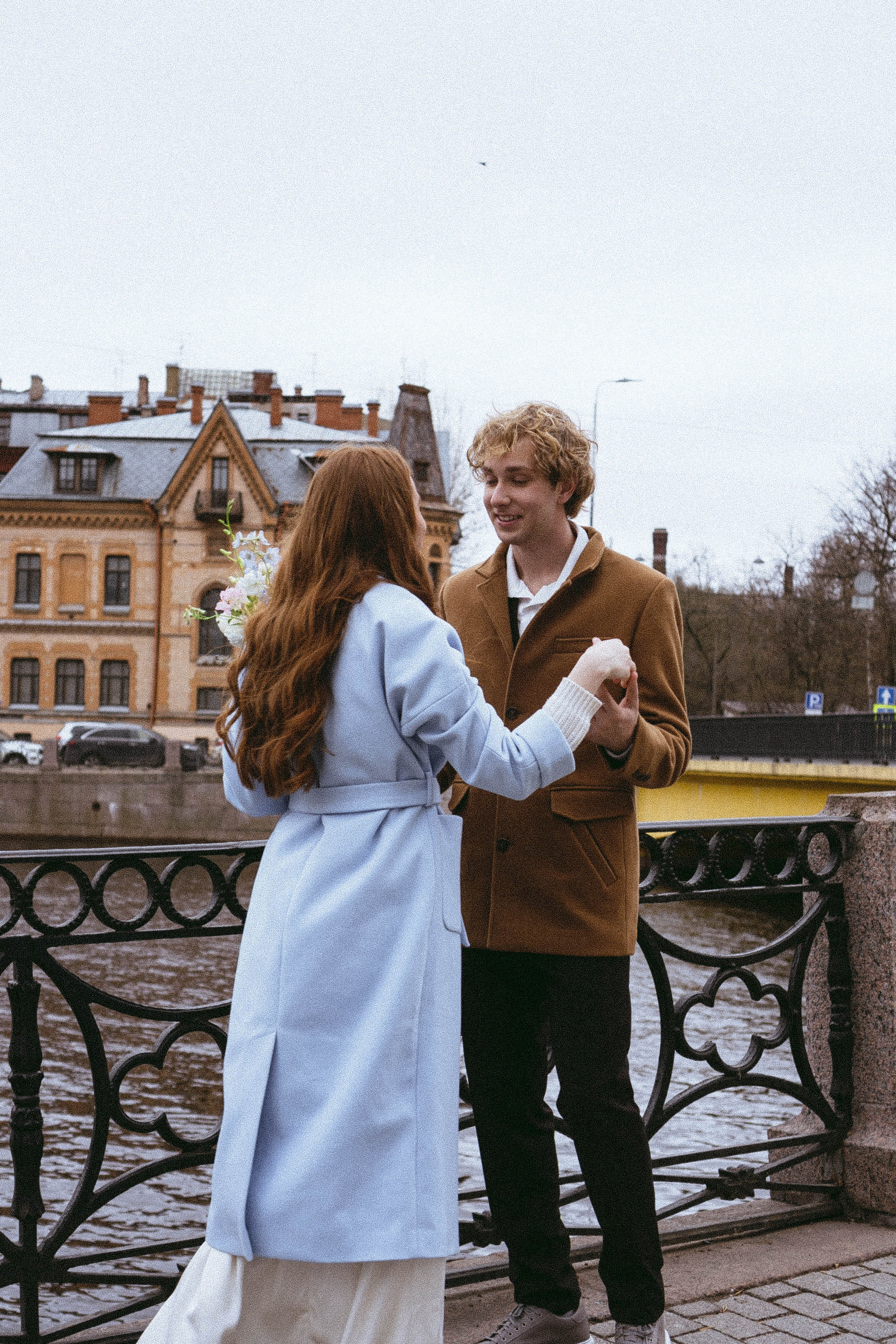 СВАДЕБНАЯ ПРОГУЛКА ПО ПЕТРОГРАДКЕ ВЕСНОЙ (ФОТОСЕССИИЯ ПАРЫ СВАДЕБНАЯ). Профессиональный фотограф, Санкт-Петербург — Виктория Богомолова