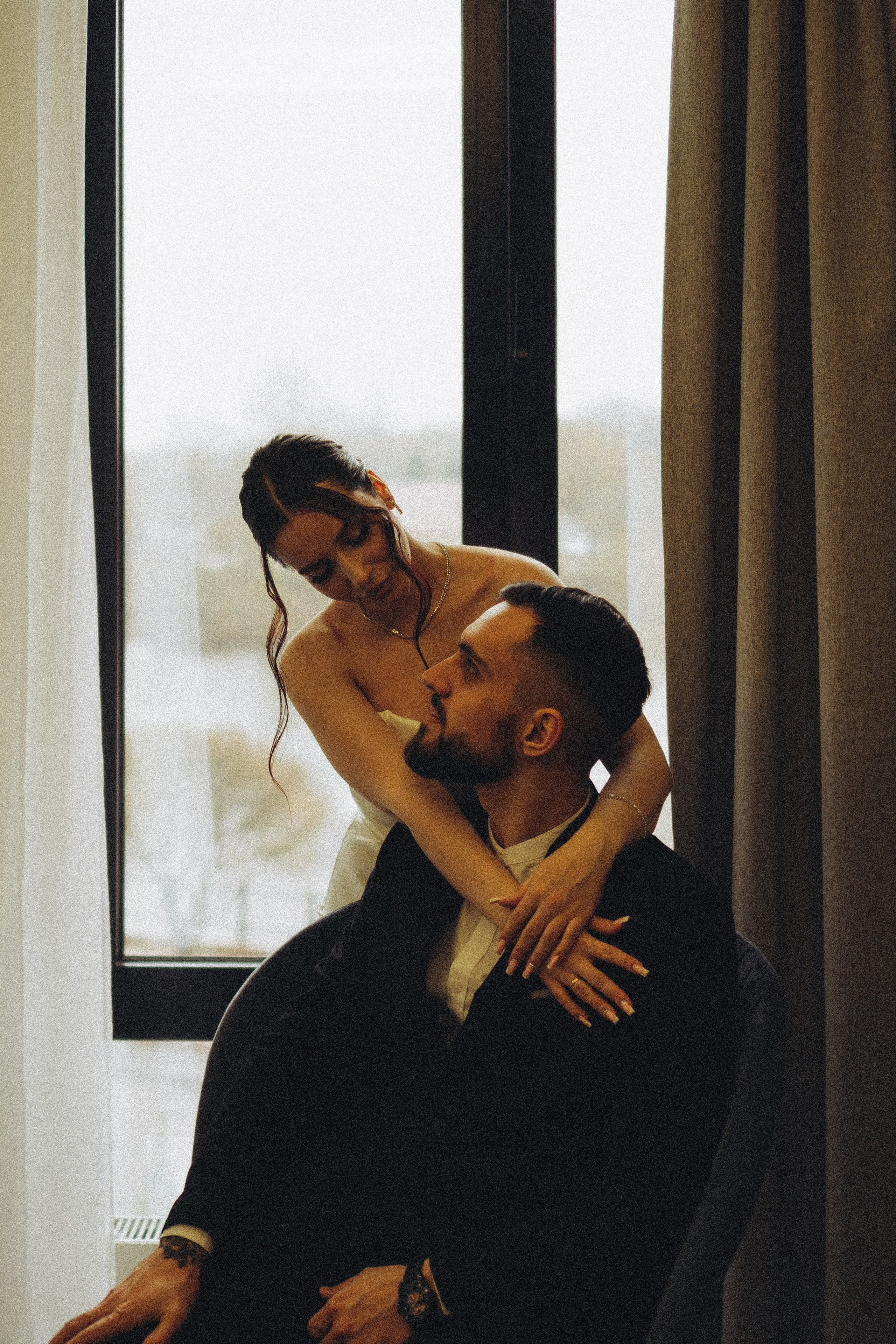 СВАДЕБНАЯ СЬЕМКА СБОРОВ ЖЕНИХА И НЕВЕСТЫ В ОТЕЛЕ И ТАКЖЕ ФОТОСЕССИИЯ В ОТЕЛЕЕ МЕГАПОЛИС БРЯНСК. Профессиональный фотограф, Санкт-Петербург — Виктория Богомолова