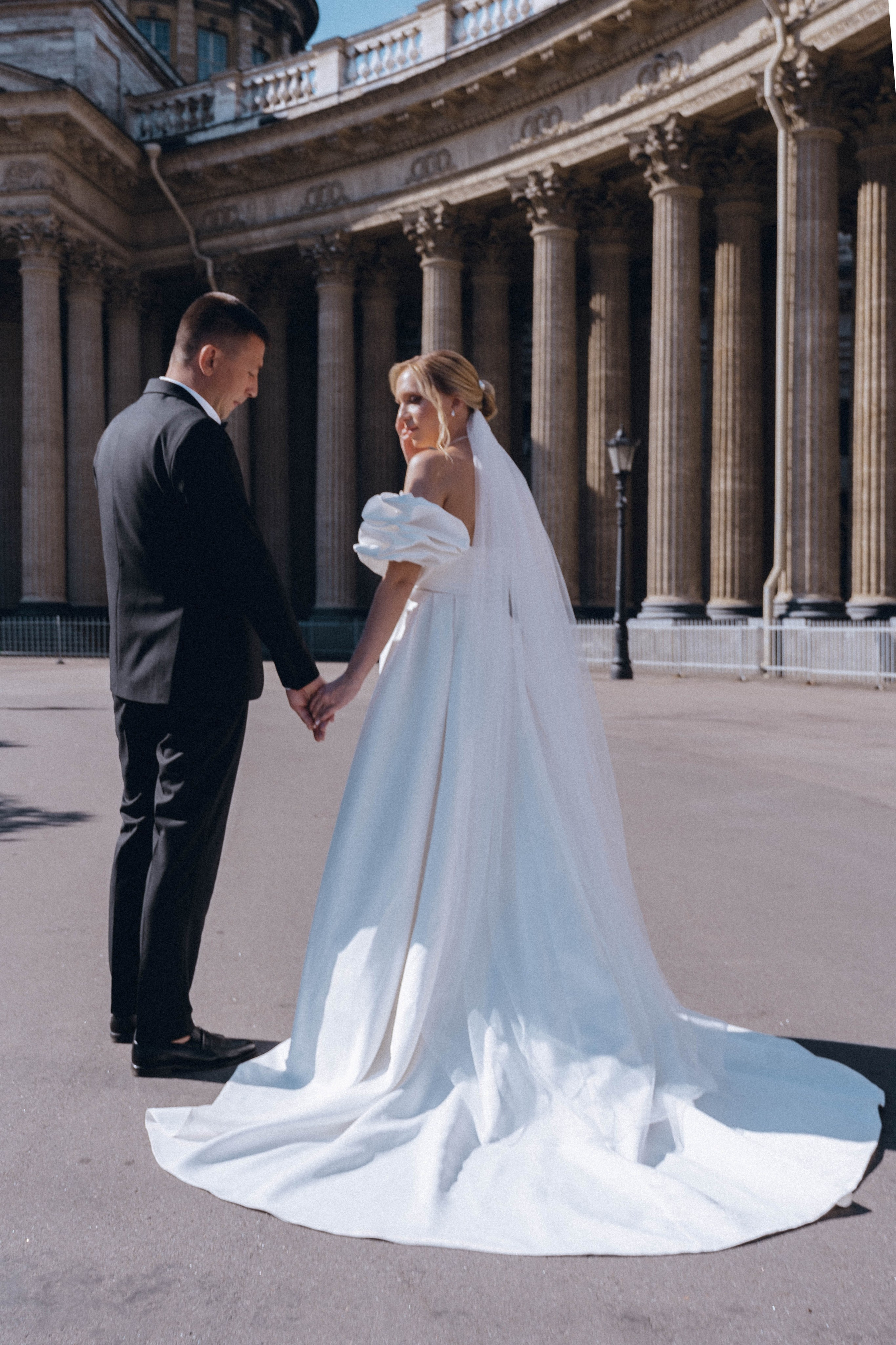 СВАДЕНБНАЯ СЬЕМКА НА КАТЕРЕ ПО КАНАЛАМ САНКТ-ПЕТЕРБУРГА И В АКВАТОРИИ НЕВЫ. Профессиональный фотограф, Санкт-Петербург — Виктория Богомолова