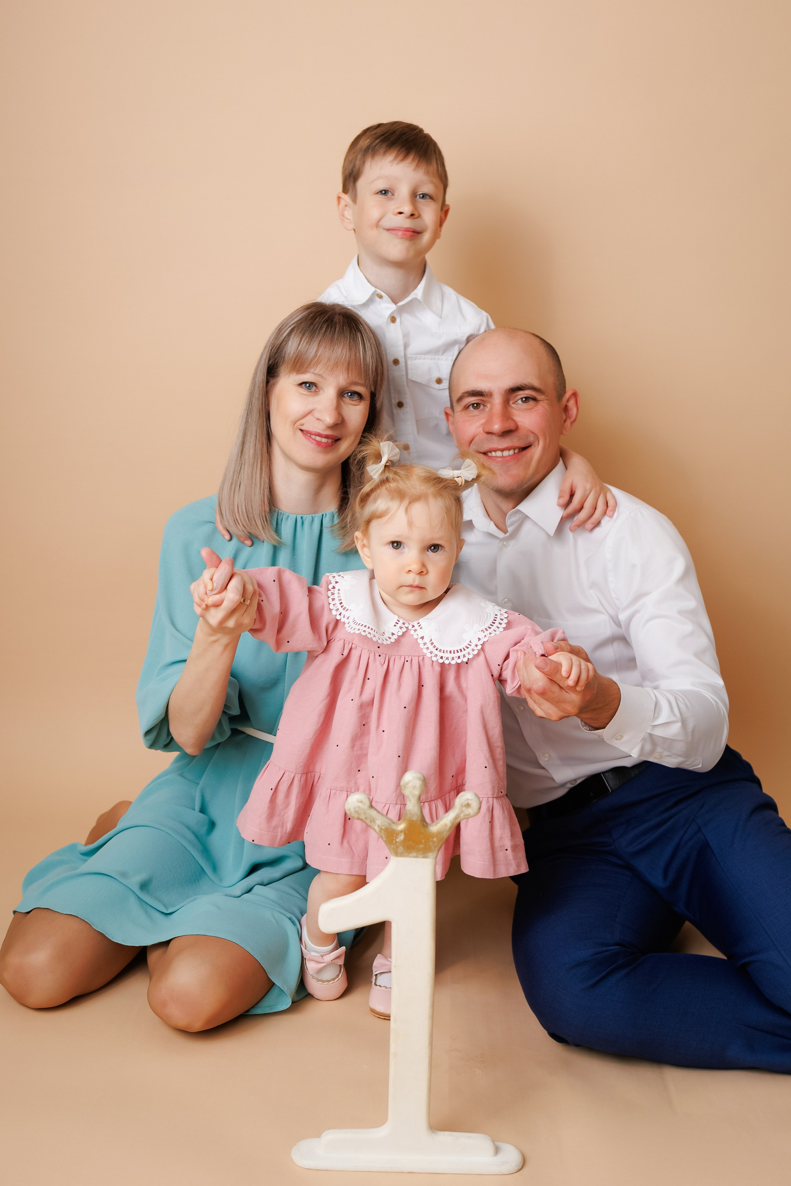 Ирочке 1 годик. Фотограф новорожденный малышей Новосибирск