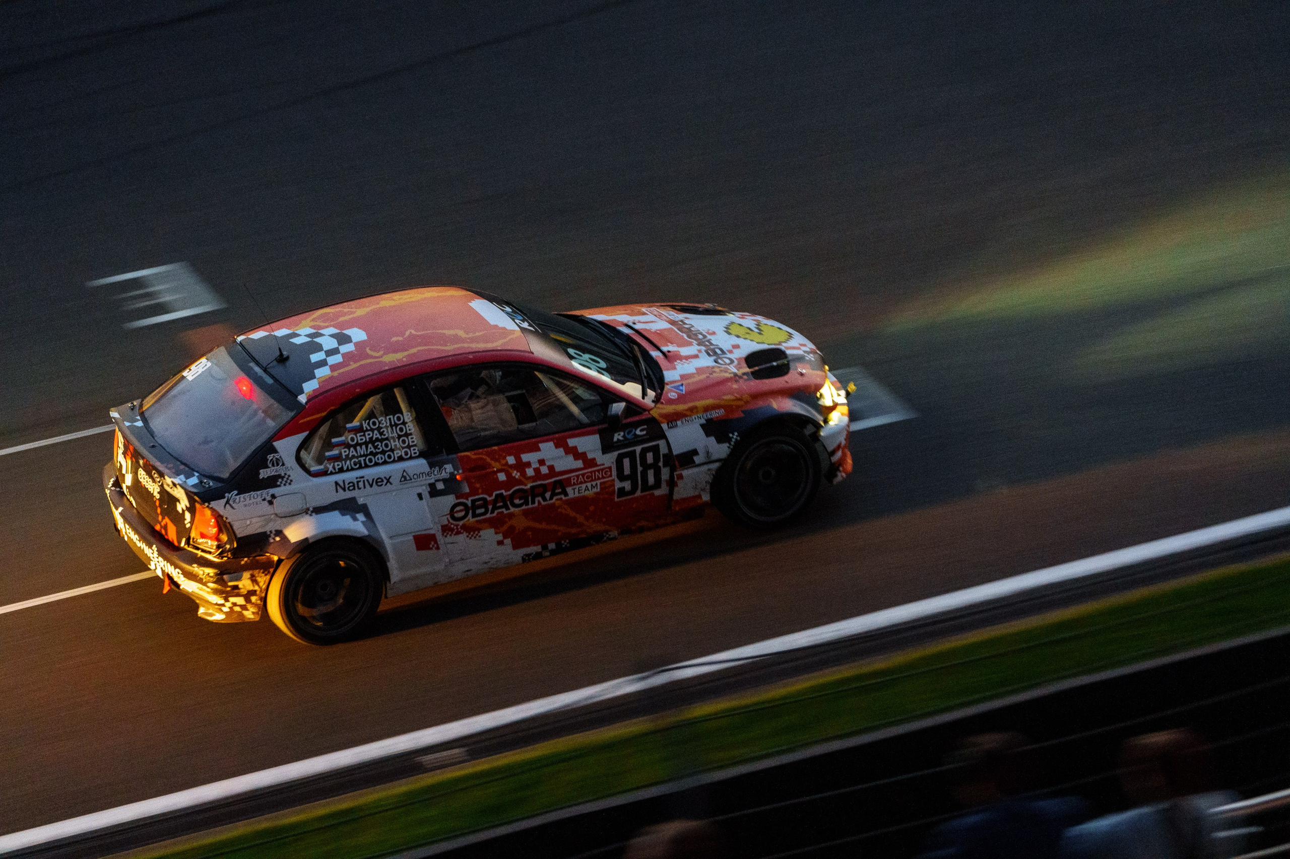 Фотографии российских и международных чемпионатов по автомобильному спорту. Фотограф Николай Прокофьев модельные тесты в Москве