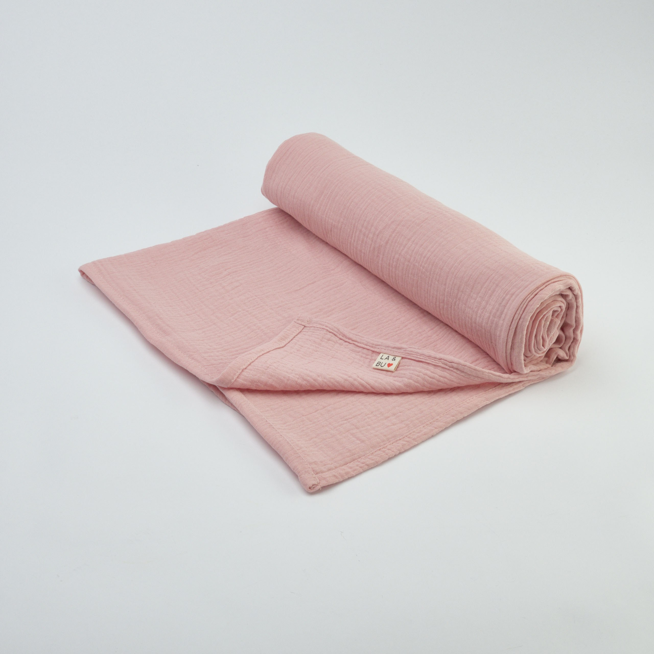 Предметные съёмки товаров для дома и кухни, изделий из ткани и прочих хозяйственных принадлежностей