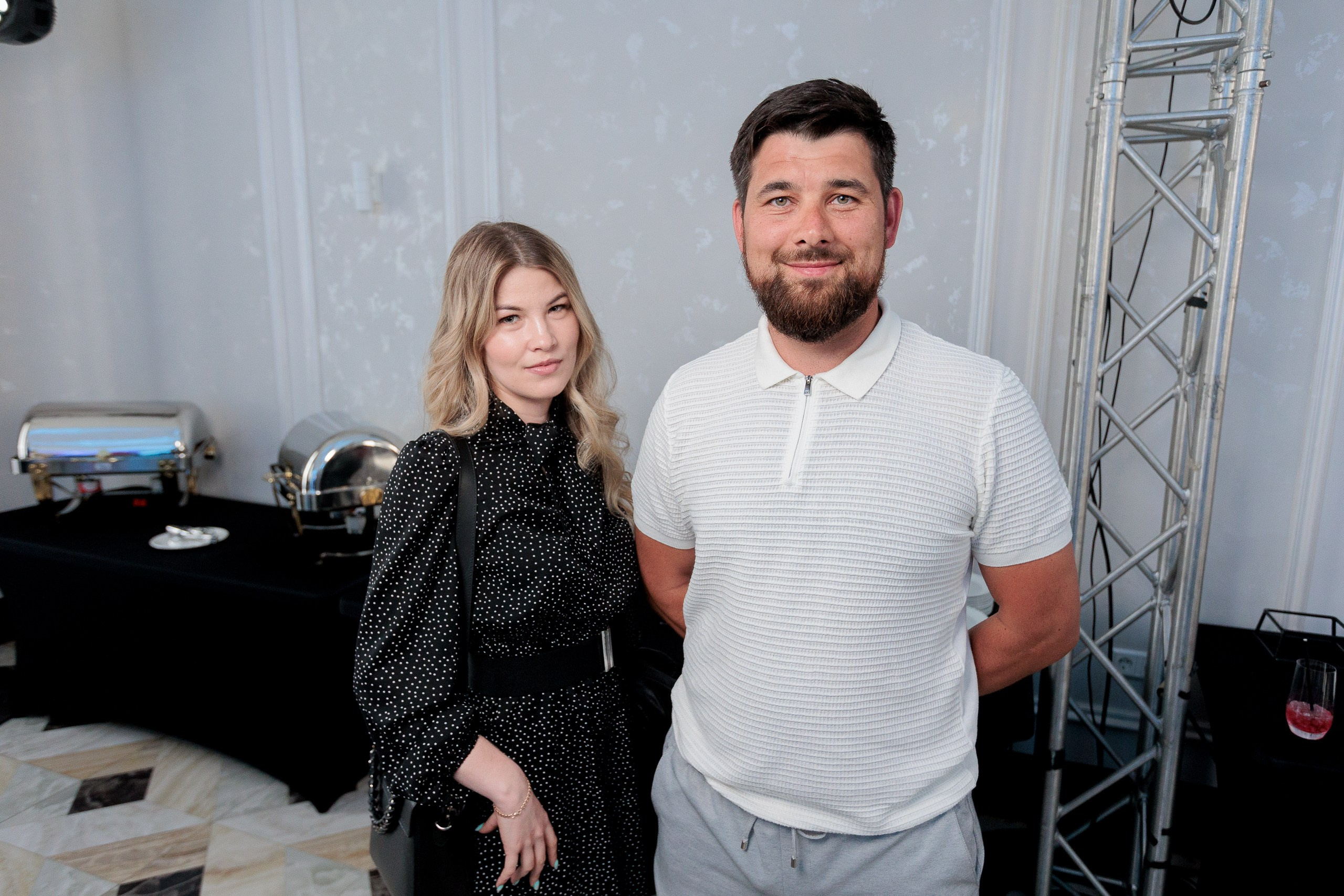 Фотограф для съемки награждения на корпоративной премии. Контент для бизнеса в Екатеринбурге Полдень Медиа