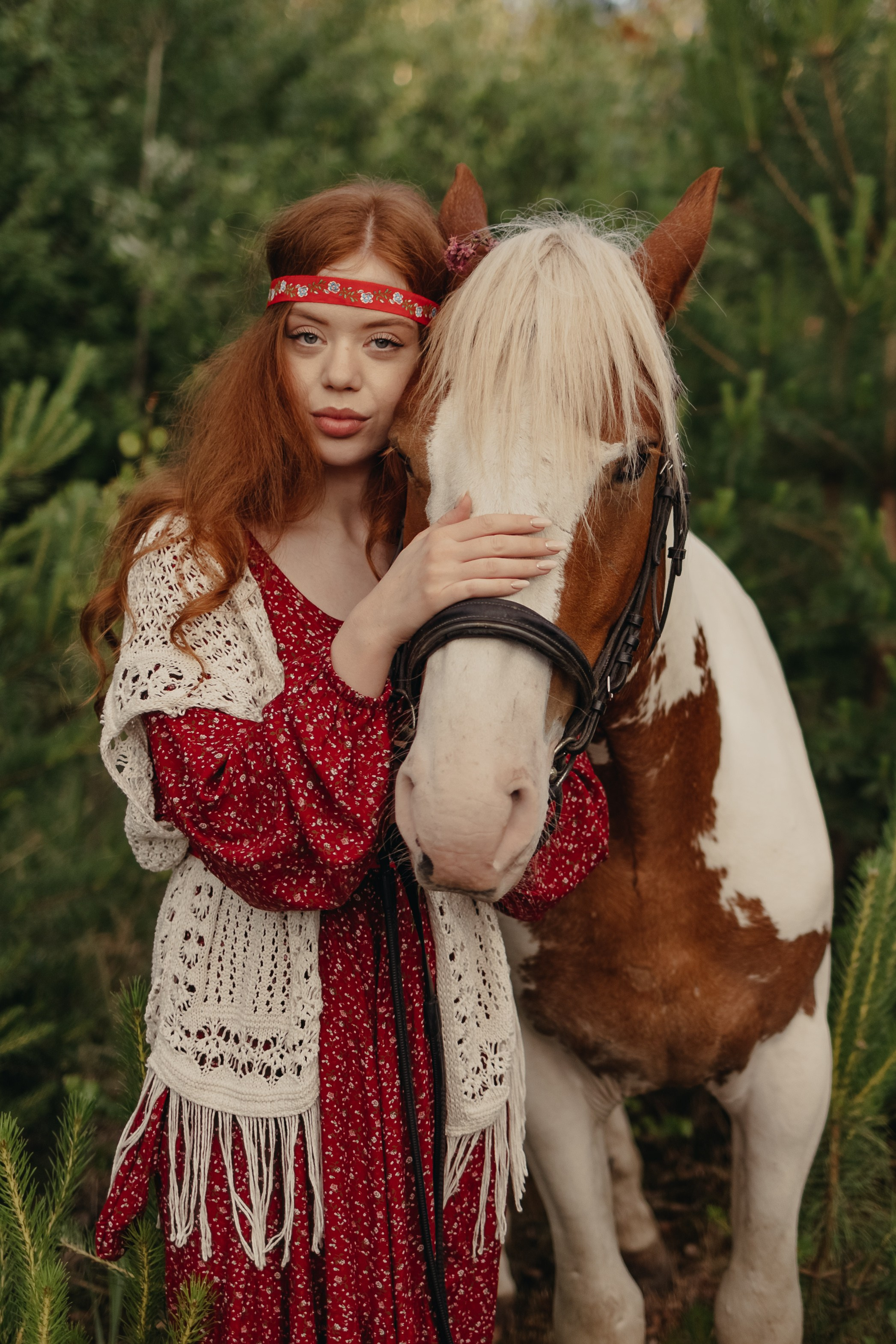 Фотоистория Кристина с лошадкой. Семейный и детский фотограф Оля в Тюмени