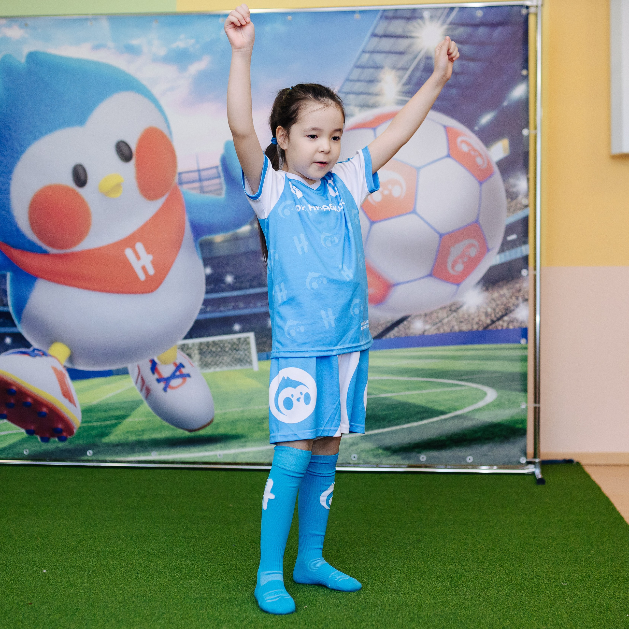 Фотосессия с кубком в детских садах г. Магнитогорска. Денис Прохоров Фотограф в г. Магнитогорск