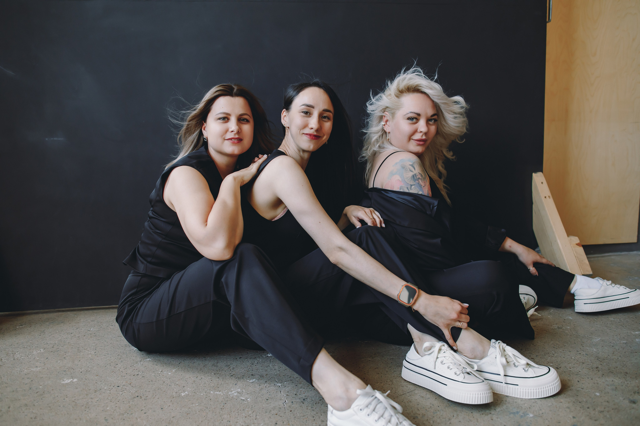 Подруги. Фотограф в Абакане Николай Окунев