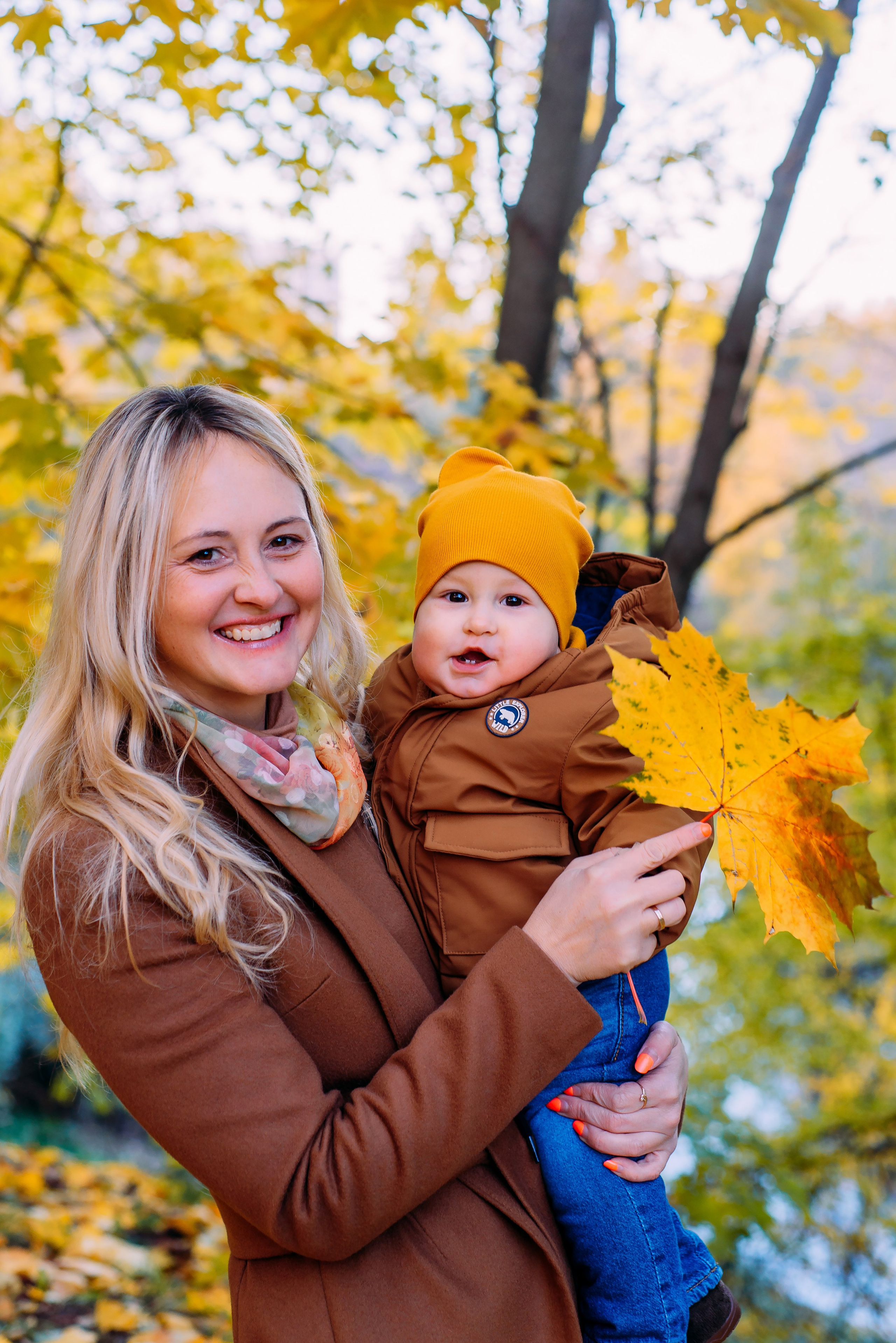 Ольга с семьей. Осенняя серия. Детский и семейный фотограф Эльмира Веселова