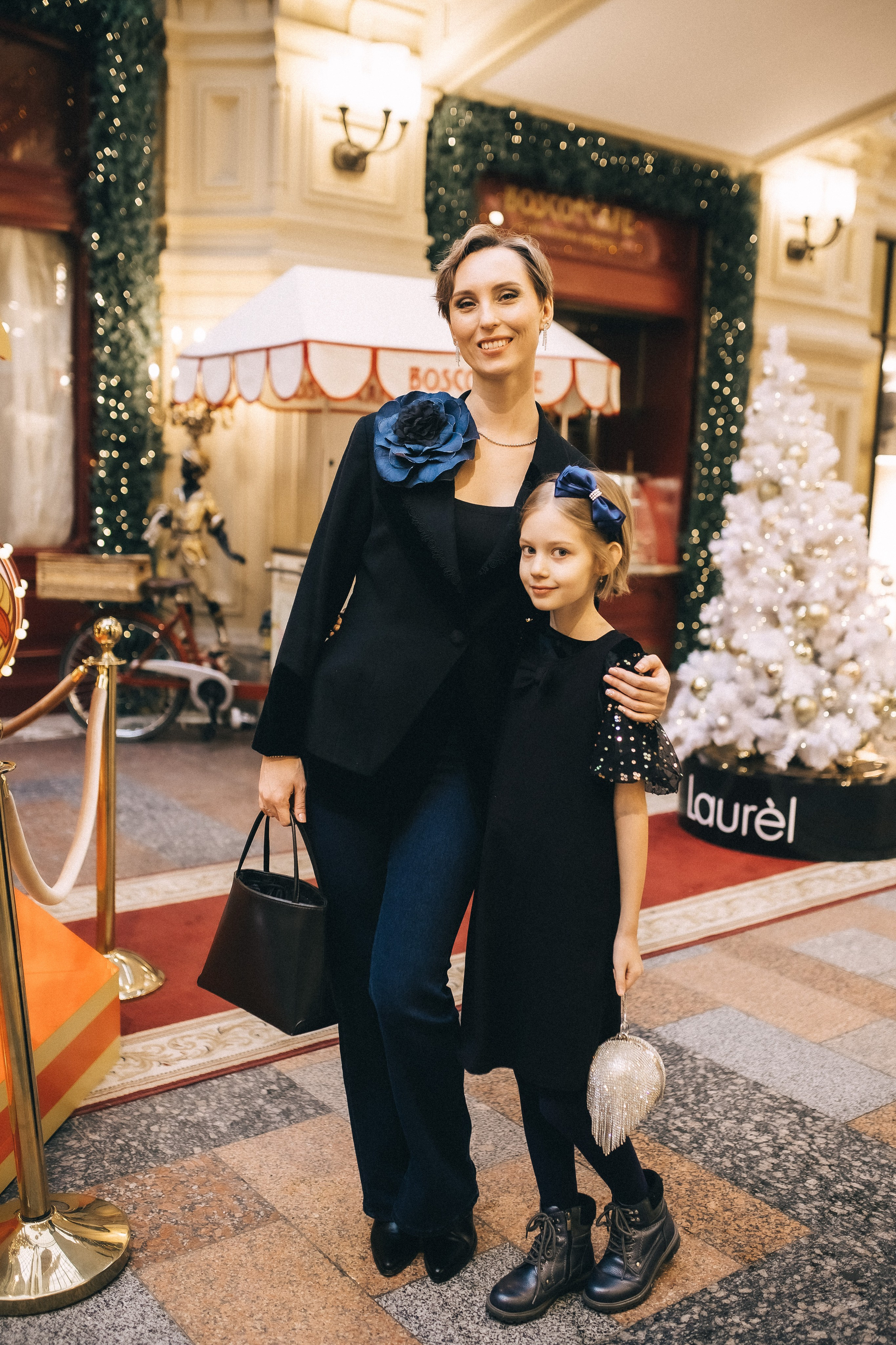 Новогодний ГУМ. Надя и Алиса!. Профессиональный фотограф, Москва |Видное Елена Елизарова