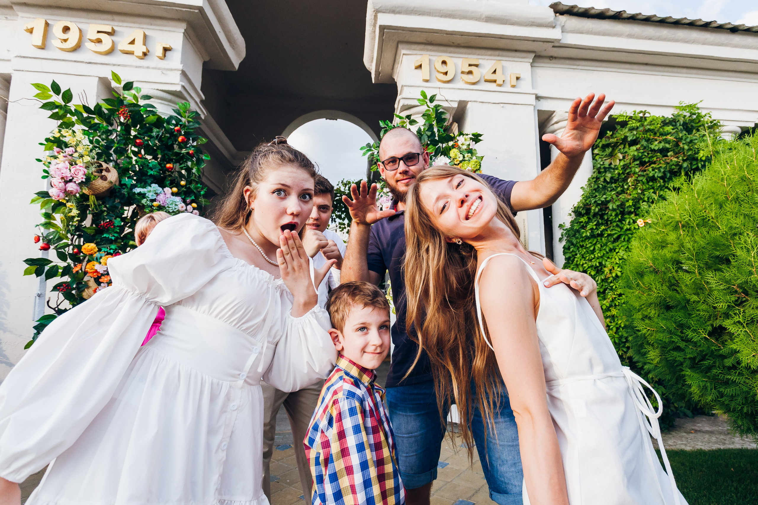 День рождение в уютном ресторане. Фотограф Денис Денисов