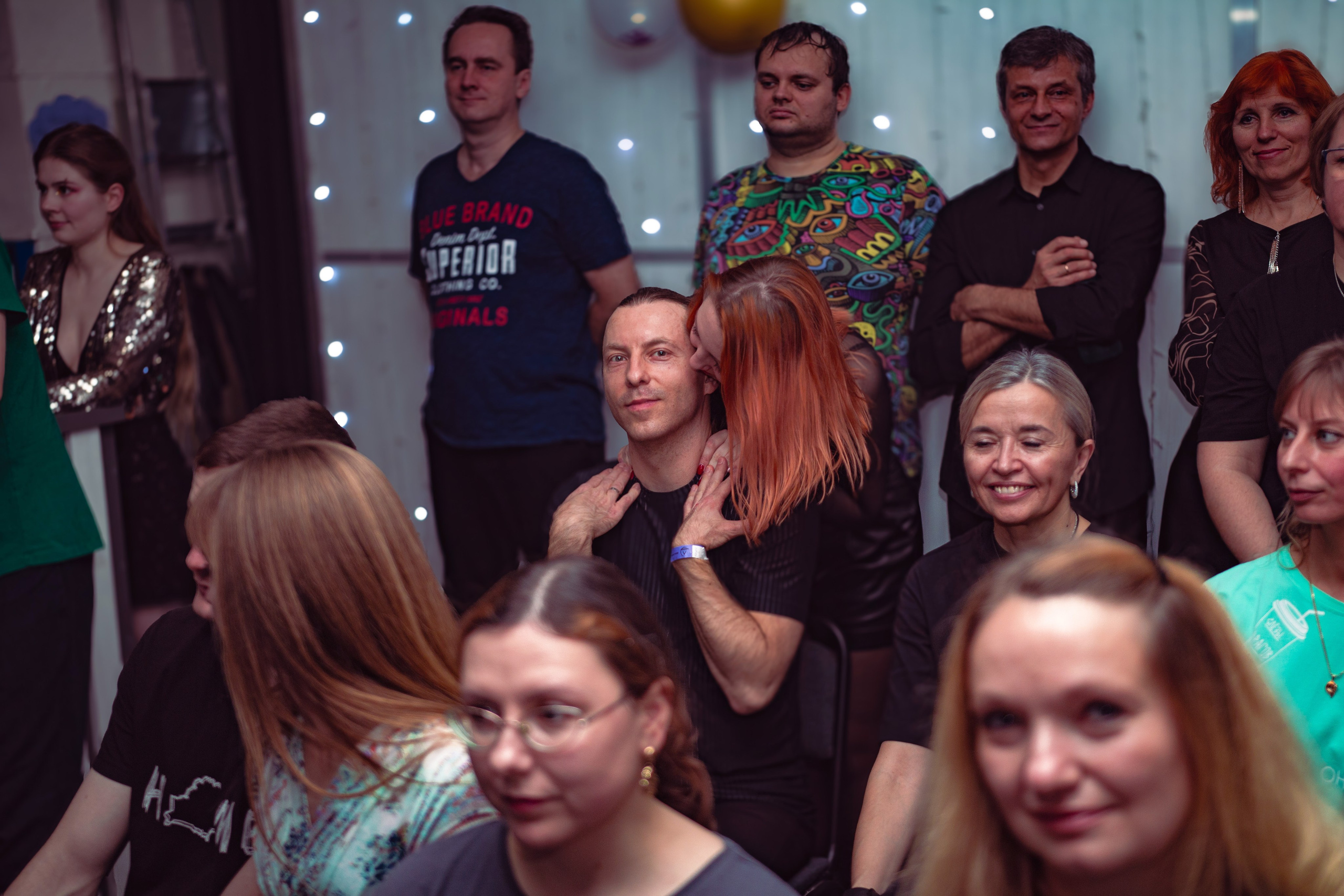 Dance cafe вечеринка