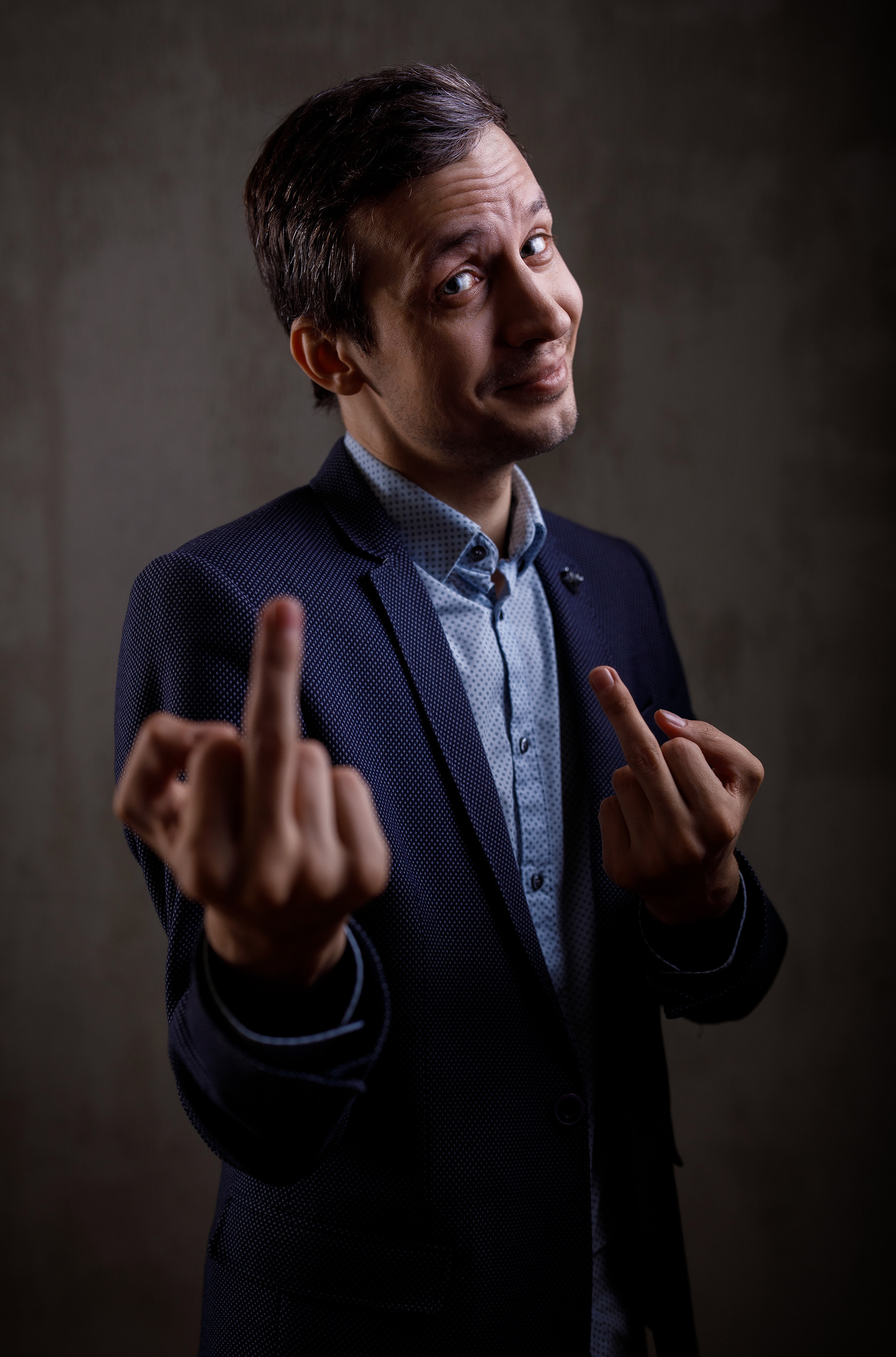 Мужской портрет фотосессия. Фотограф-контентмейкер в Красноярске Евгений Тункеев