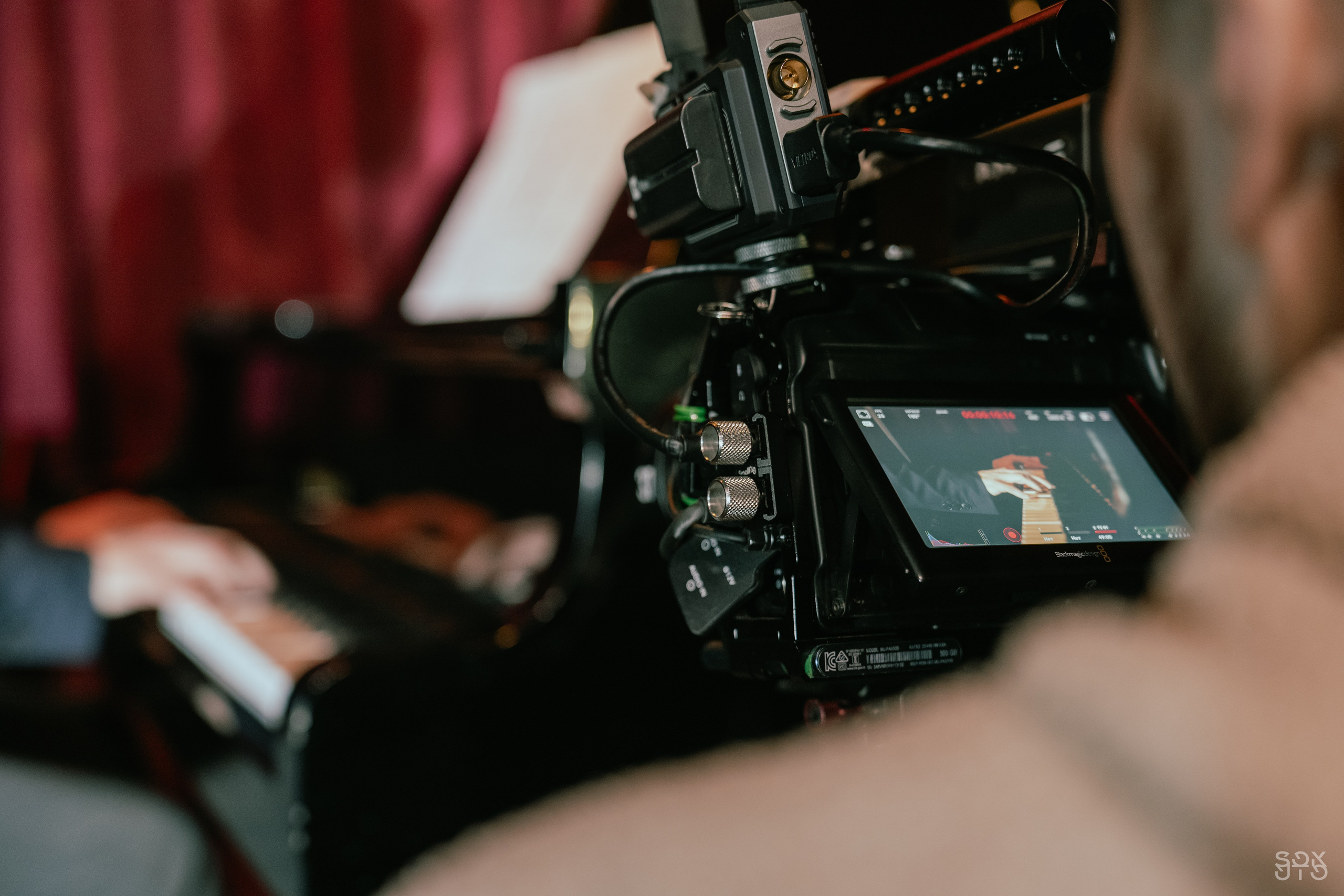 Видеопродакшн BACKED ROLL