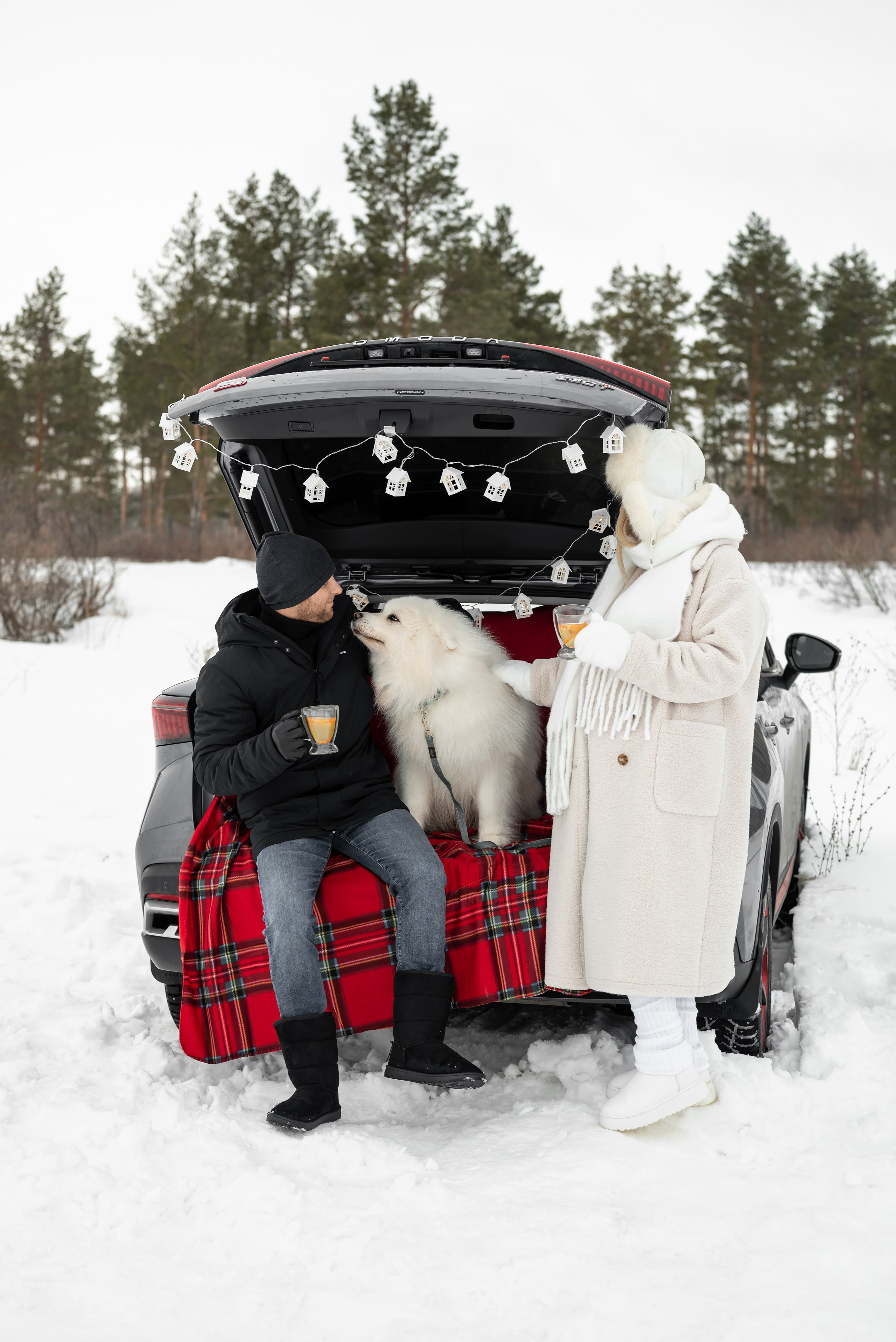 Фотопроект с Платоном и машиной на улице. Фотограф в городе Салават