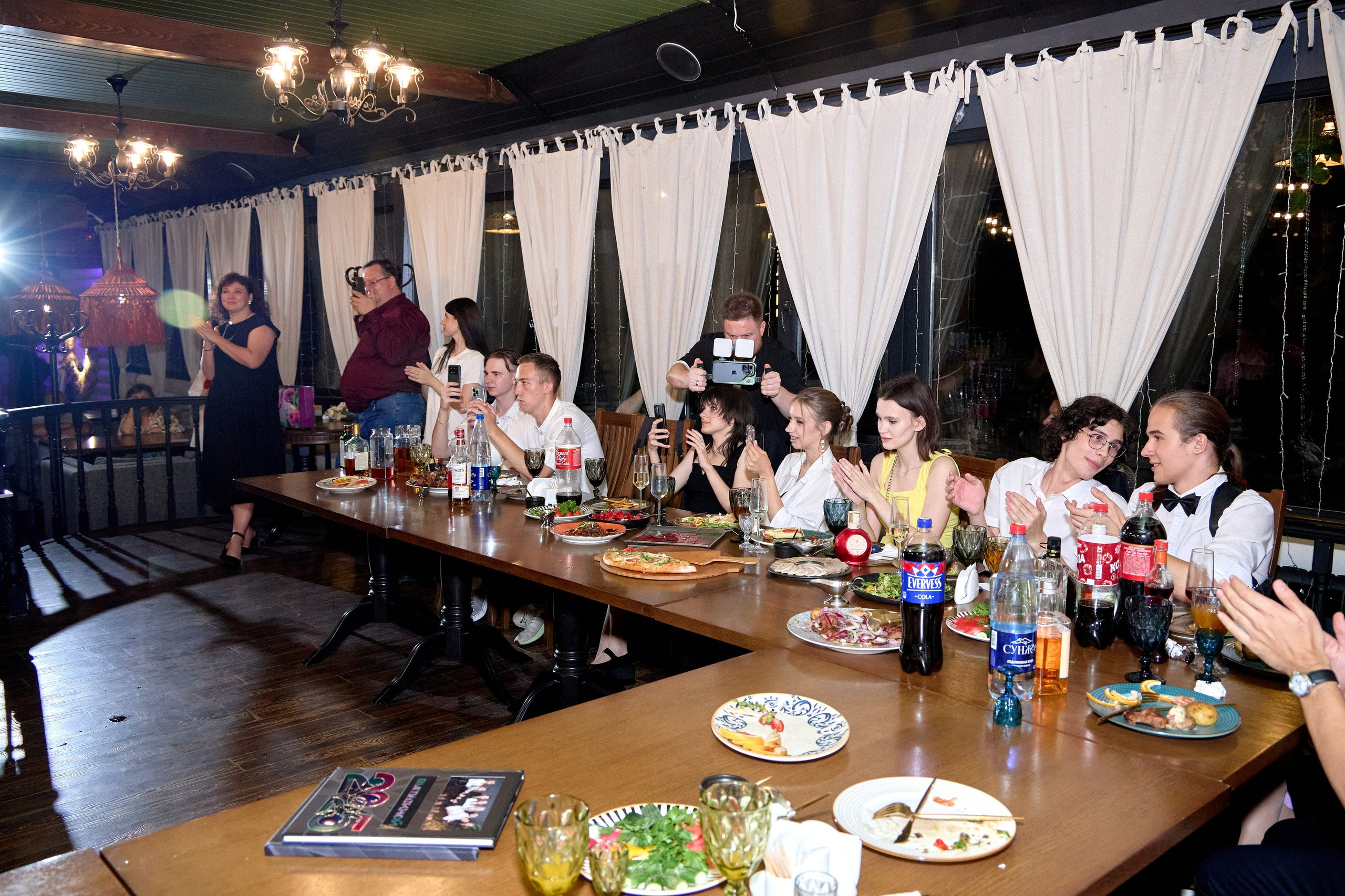 Выпускной 35 Сош. Фотограф Выпускные альбомы Таганрог Сергей Коробченко