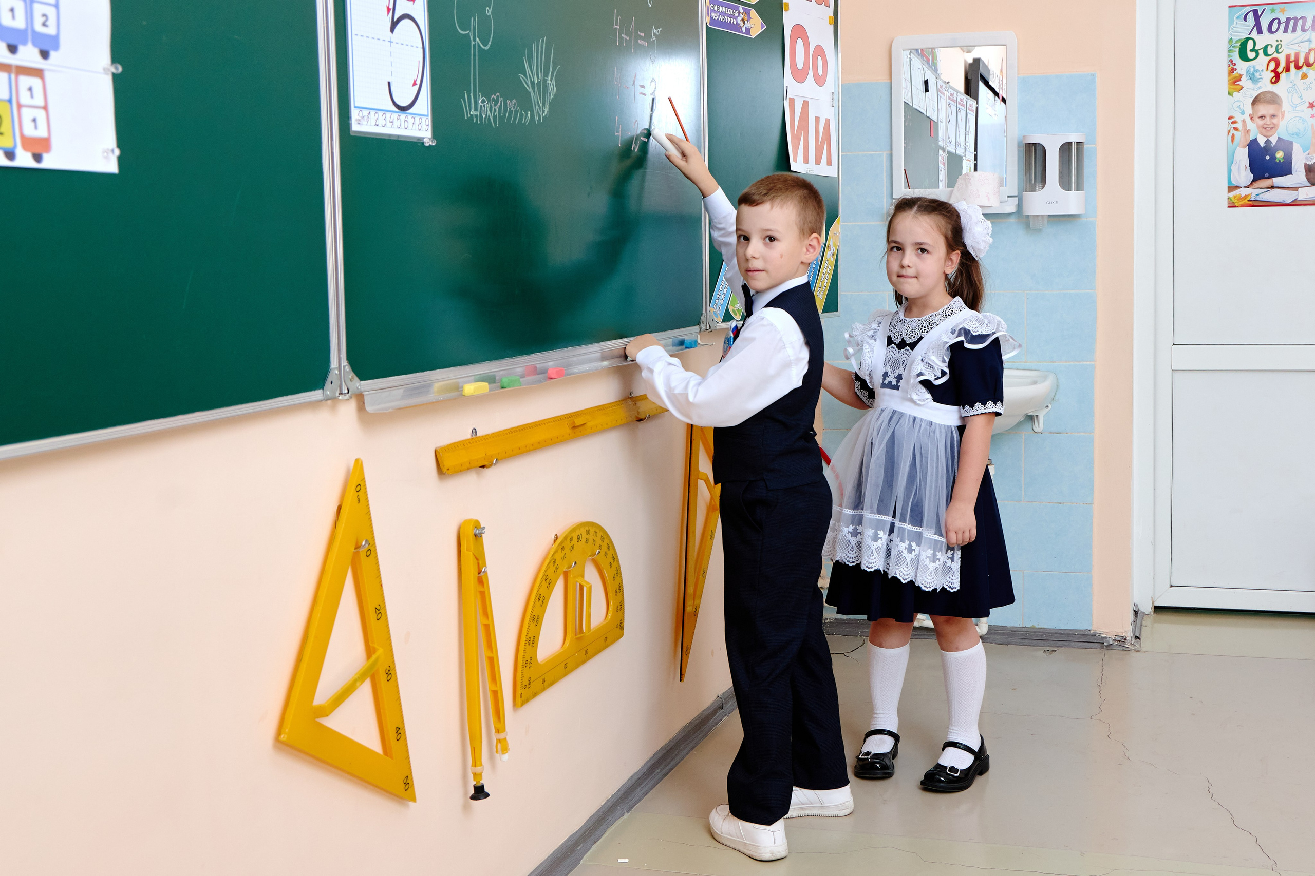 Сьемка репортаж в школе + проект Первоклашка. Фотограф Выпускные альбомы Таганрог Сергей Коробченко