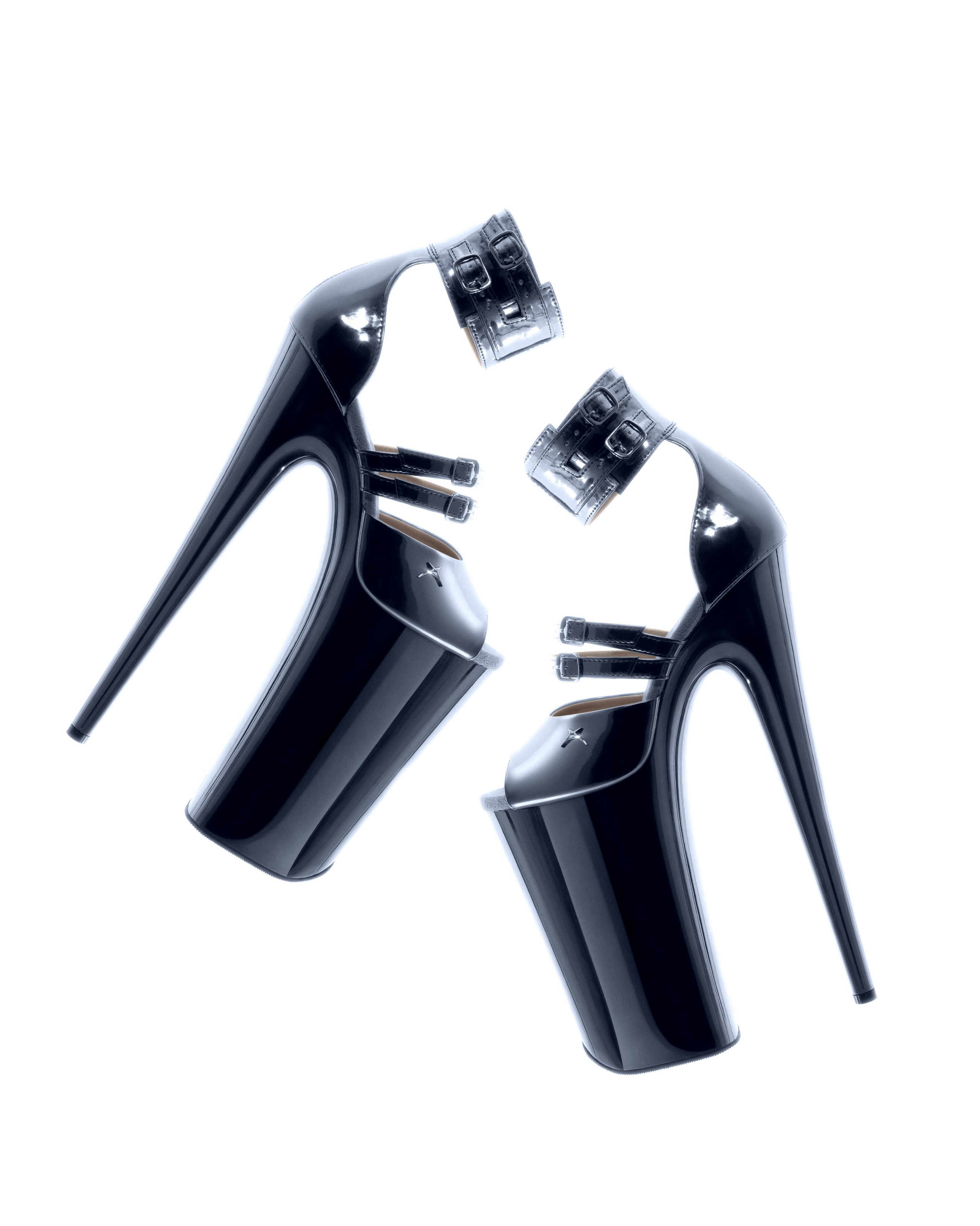 EXOHEELS. Photographer. Producer. Retoucher