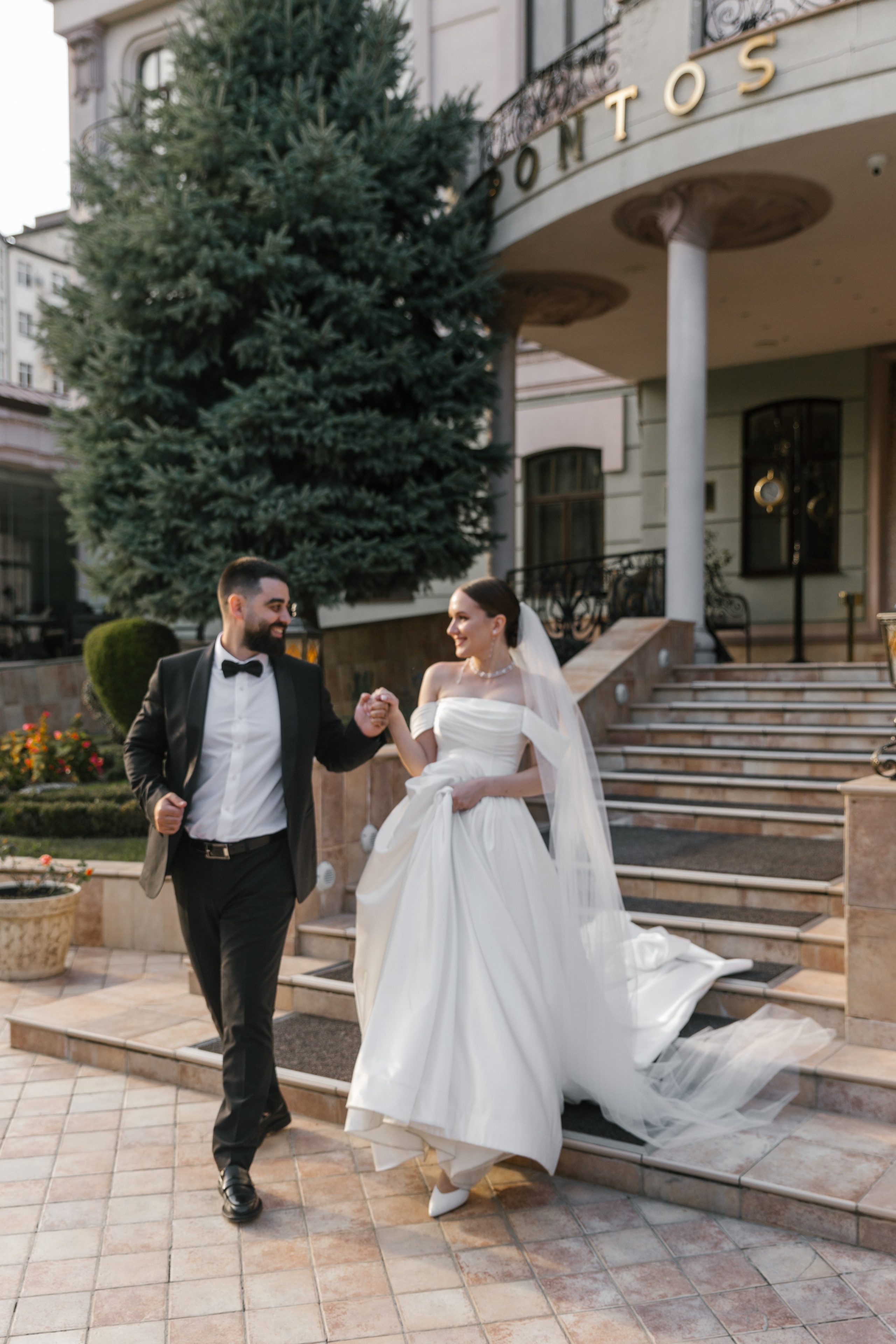 Владислав и Диана. Свадебный фотограф в Пятигорске и КМВ Софья Аджикеримова