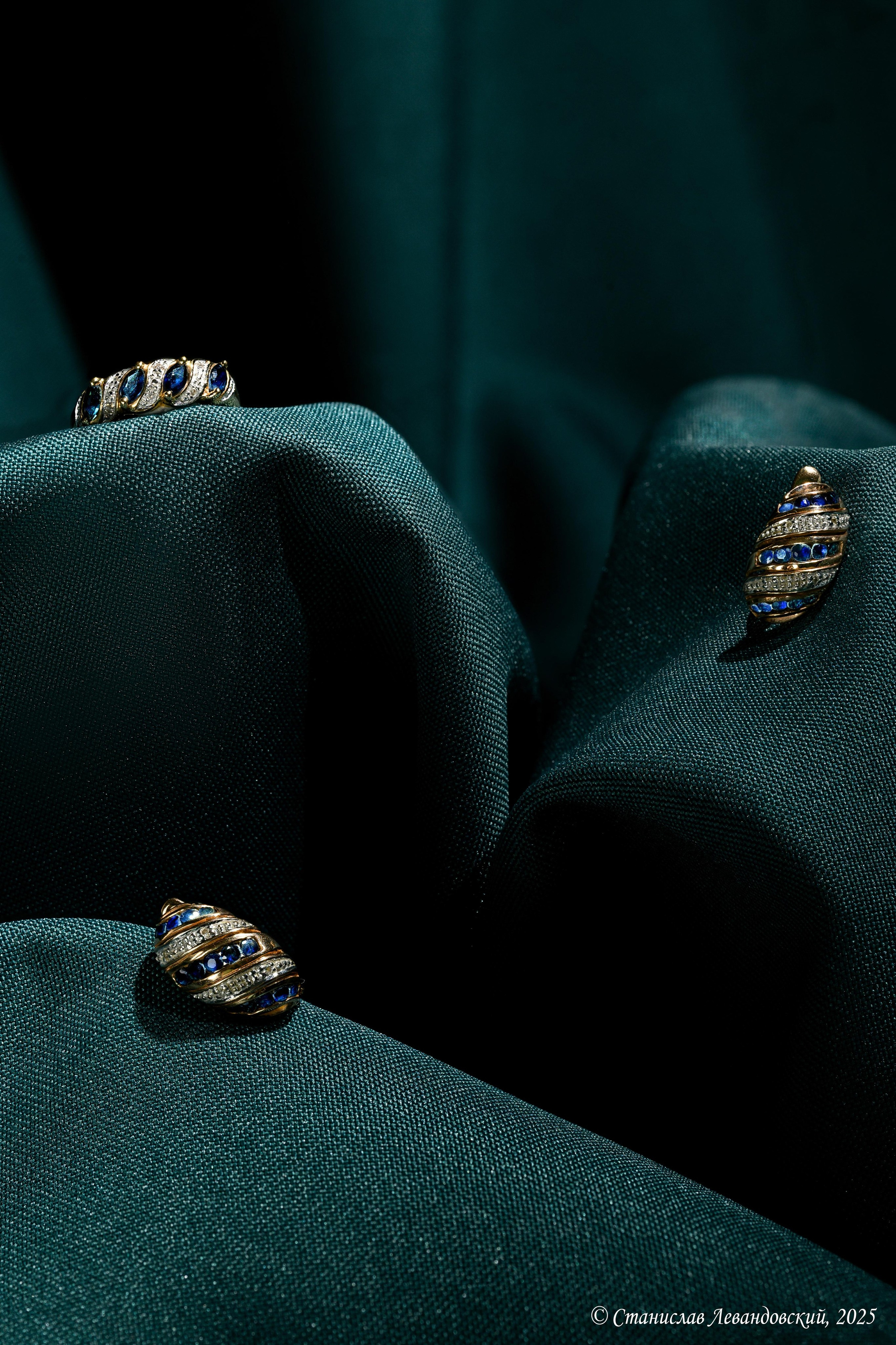 Предметы с глянцевой поверхностью. Предметный фотограф в Москве Станислав Левандовский