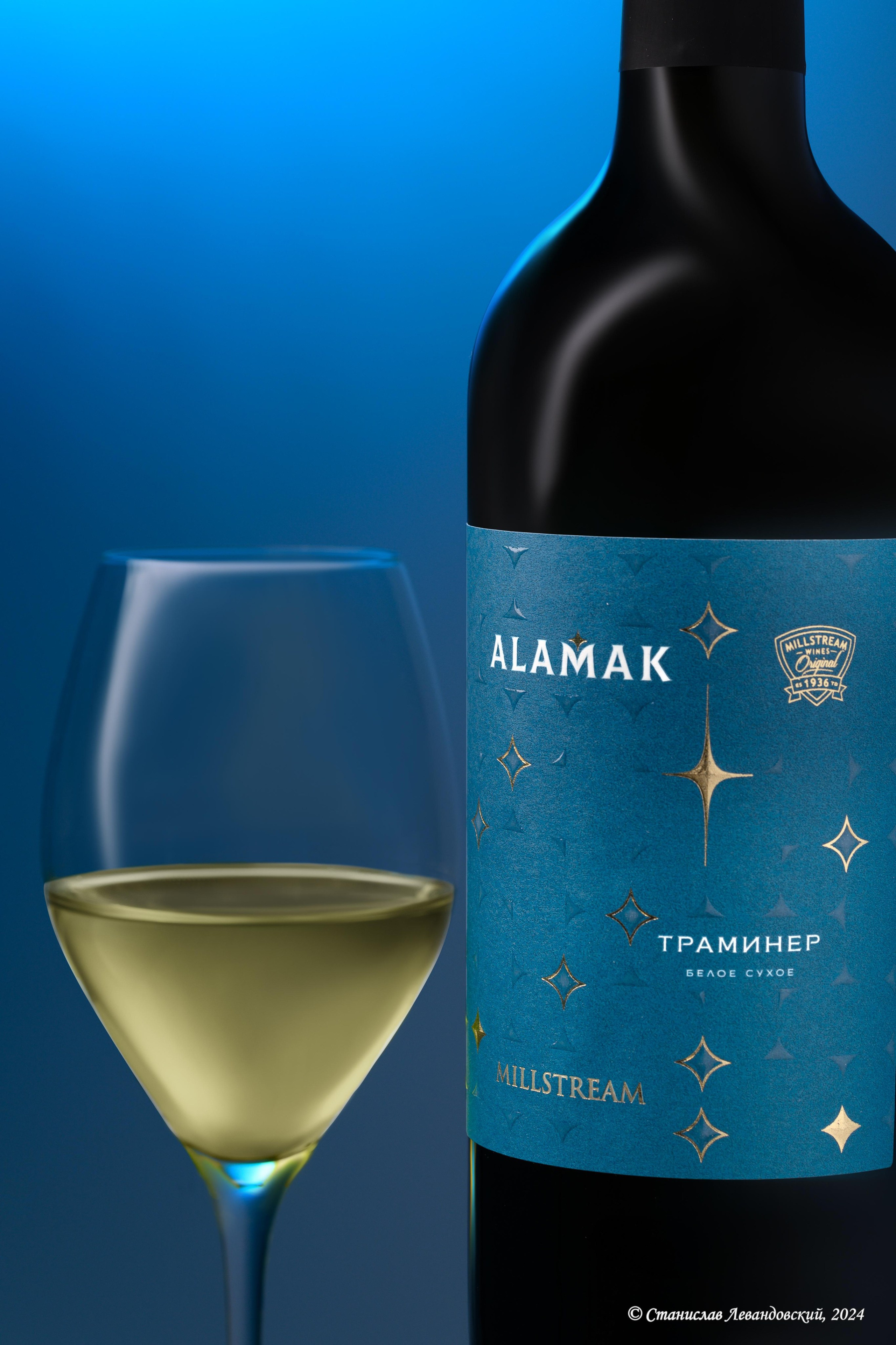 Предметы с глянцевой поверхностью. Предметный фотограф в Москве Станислав Левандовский