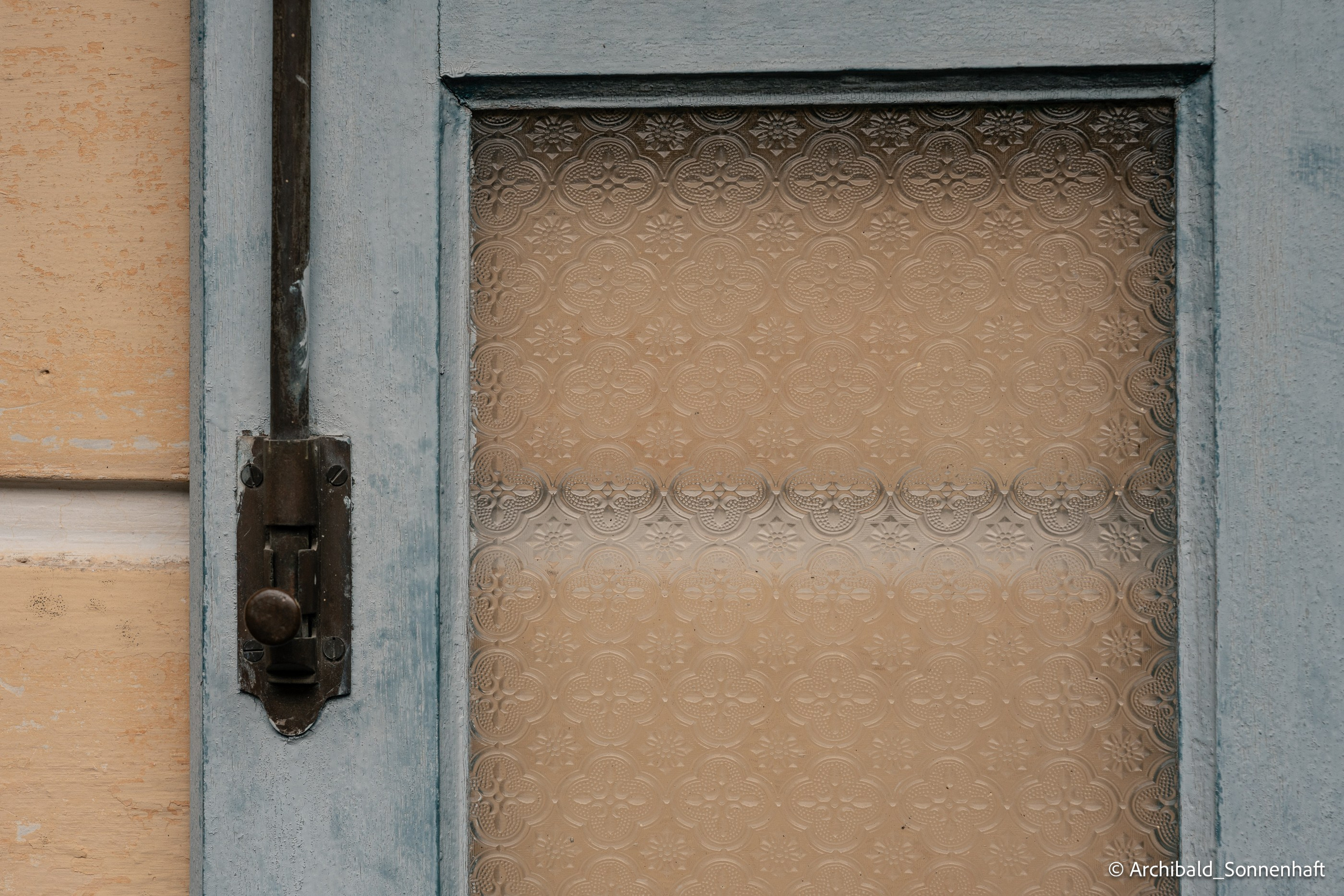 Diaolou in Kaiping. Photographer in Guangzhou, China. Archibald Sonnenhaft