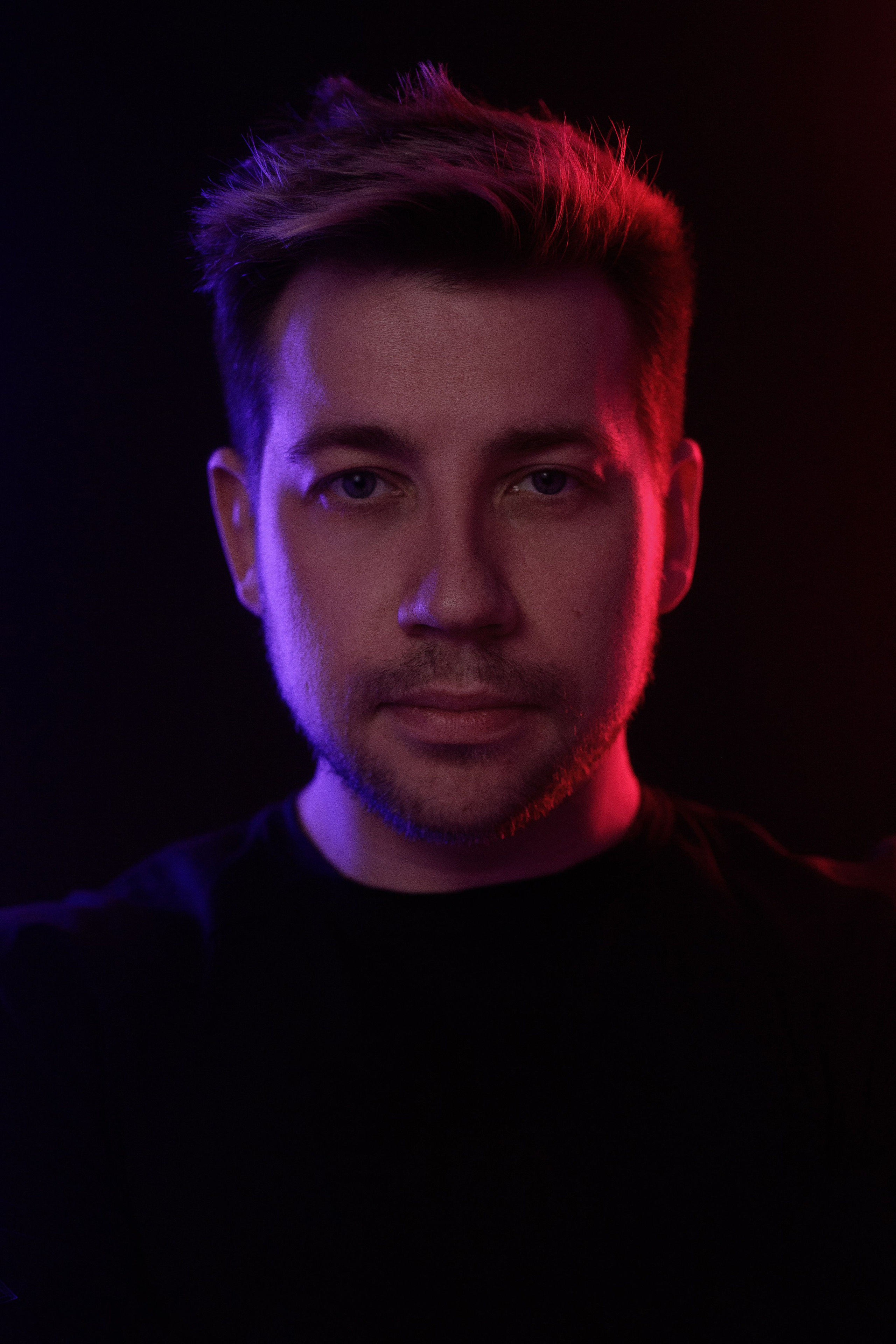 Антон. Фотограф в Тюмени Даша Михнова. Портреты, фотопроекты, фотодни