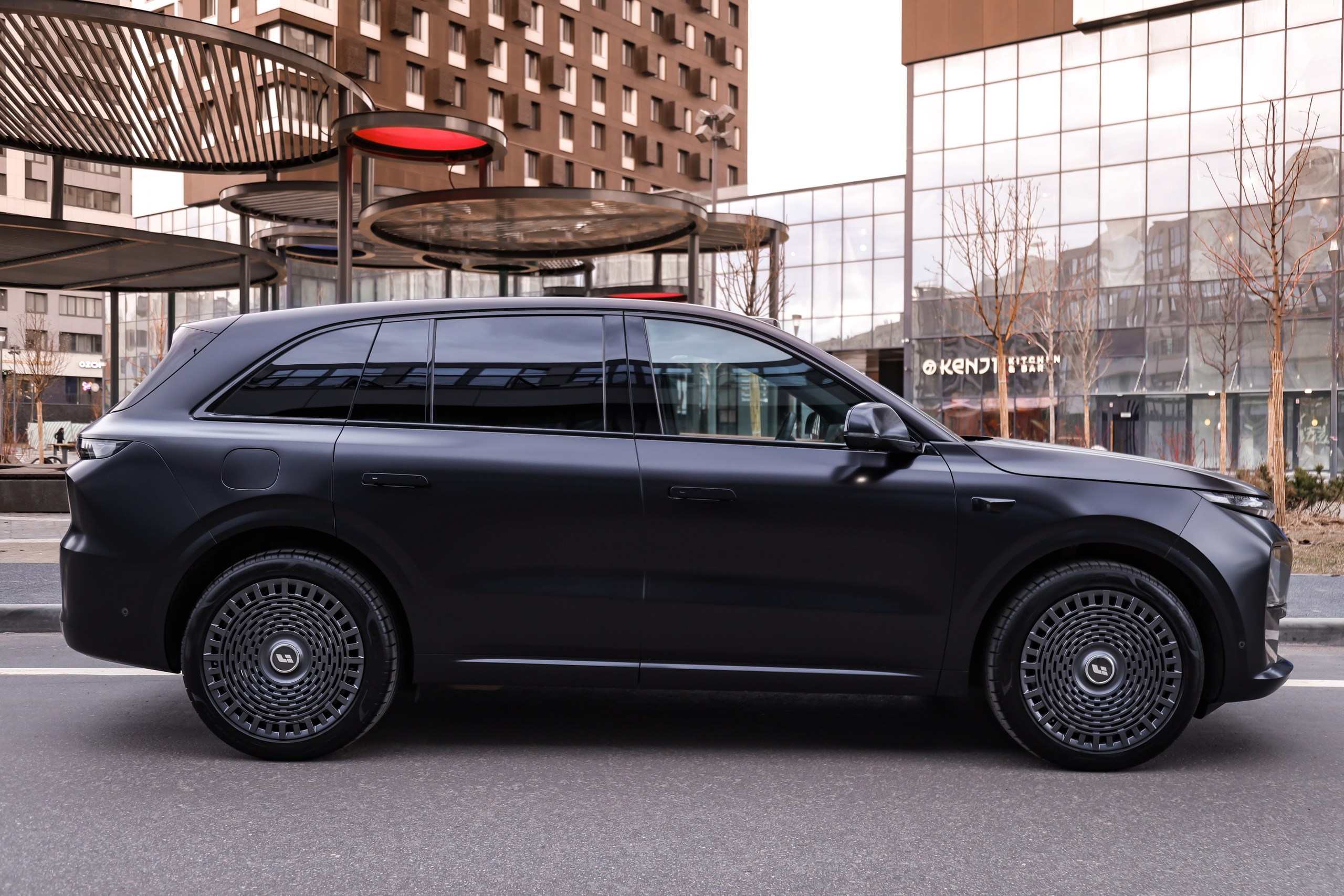 2024 LIXIANG L6. Mixturecaptures