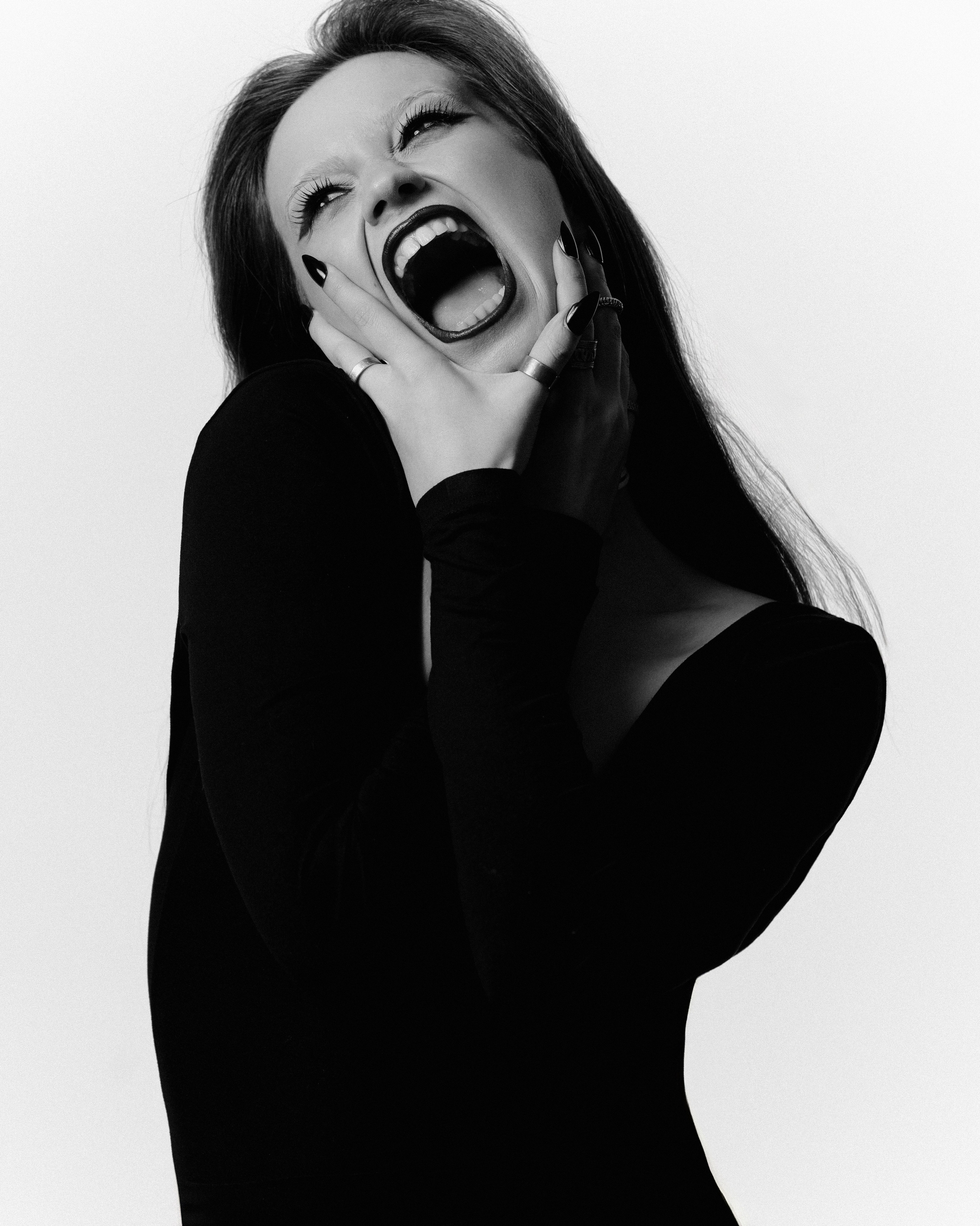 ЭМИЛИЯ | WS | 2024