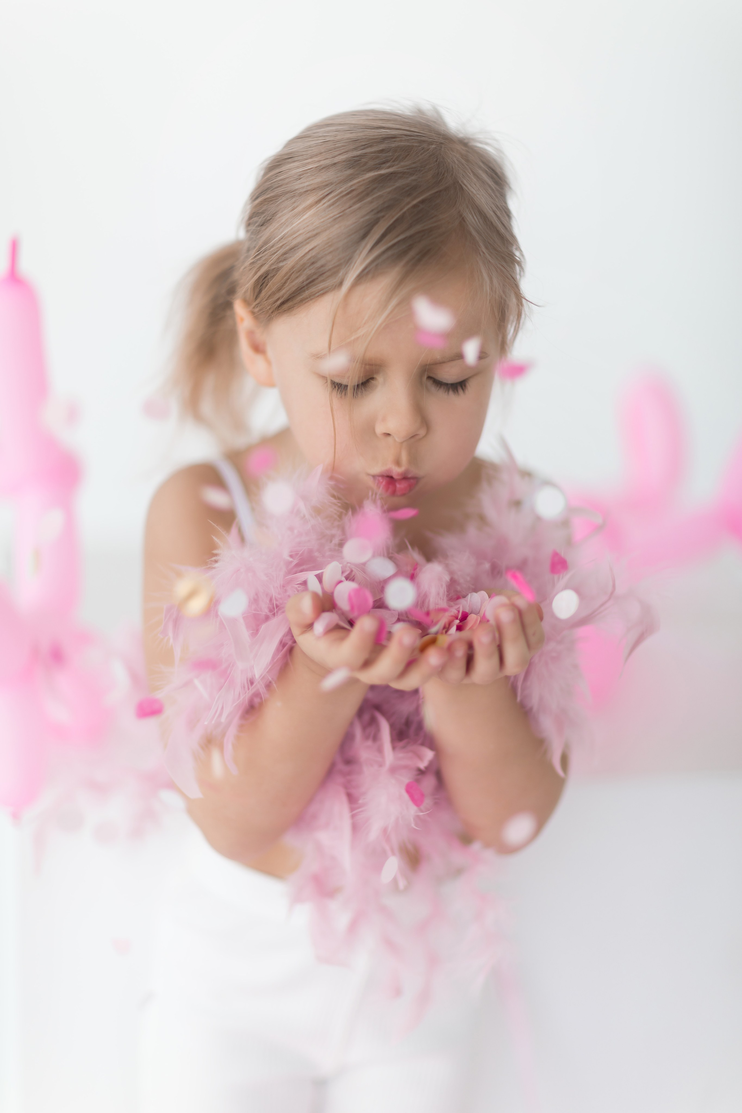 Надувные собачки. Семейный и детский фотограф Краснодар Валерия Власенко