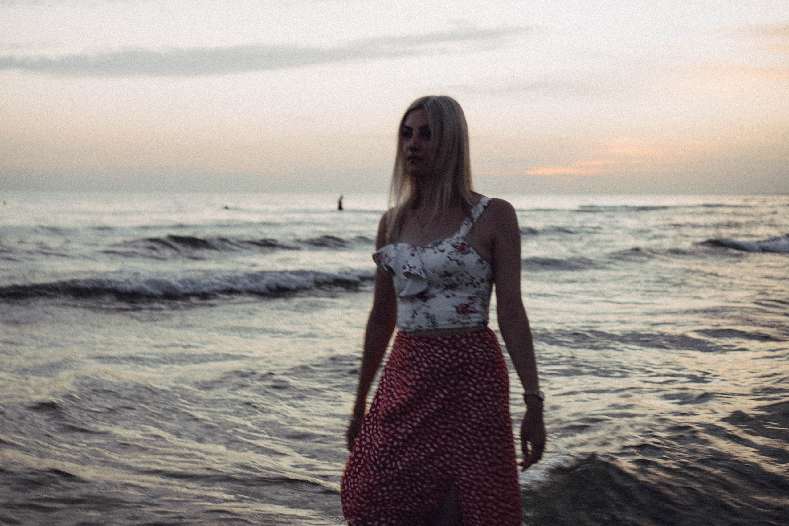 Июльский вечер на берегу черного моря. Профессиональный фотограф, Санкт-Петербург — Виктория Богомолова