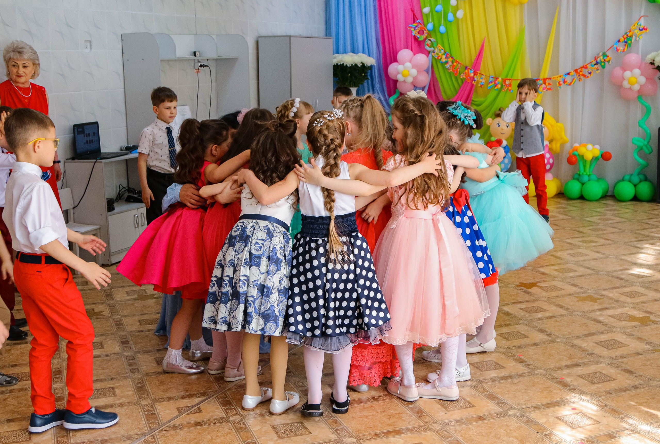 Выпускной в детском саду. Фотограф Григорьева Ольга. Портретная, семейная съёмка, Love Stori, видеосъёмка в городе Чита. Выпускные альбомы, фотокниги