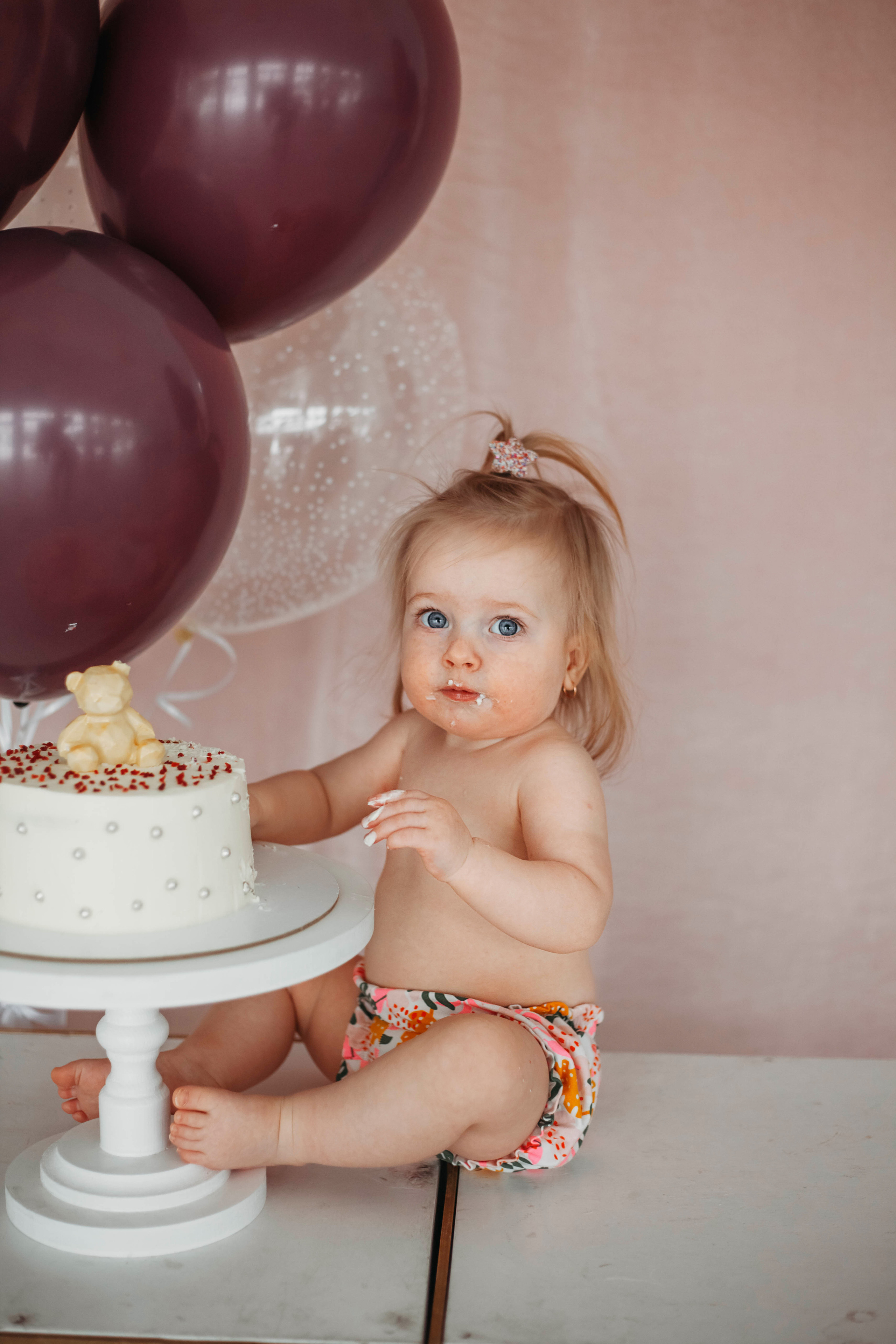 Первый день рождения Арьи. Семейный и детский фотограф Минск, Беларусь
