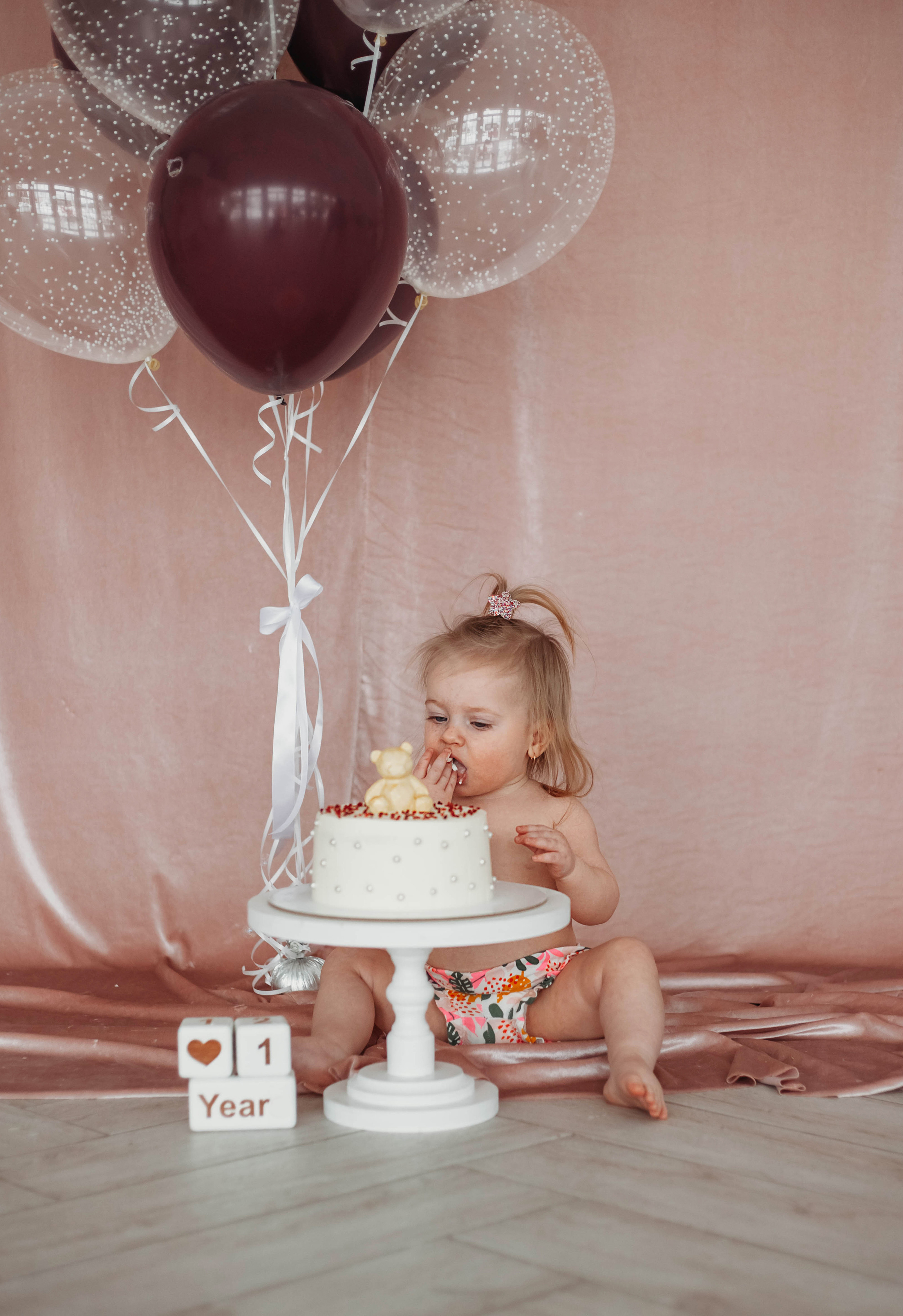 Первый день рождения Арьи. Семейный и детский фотограф Минск, Беларусь