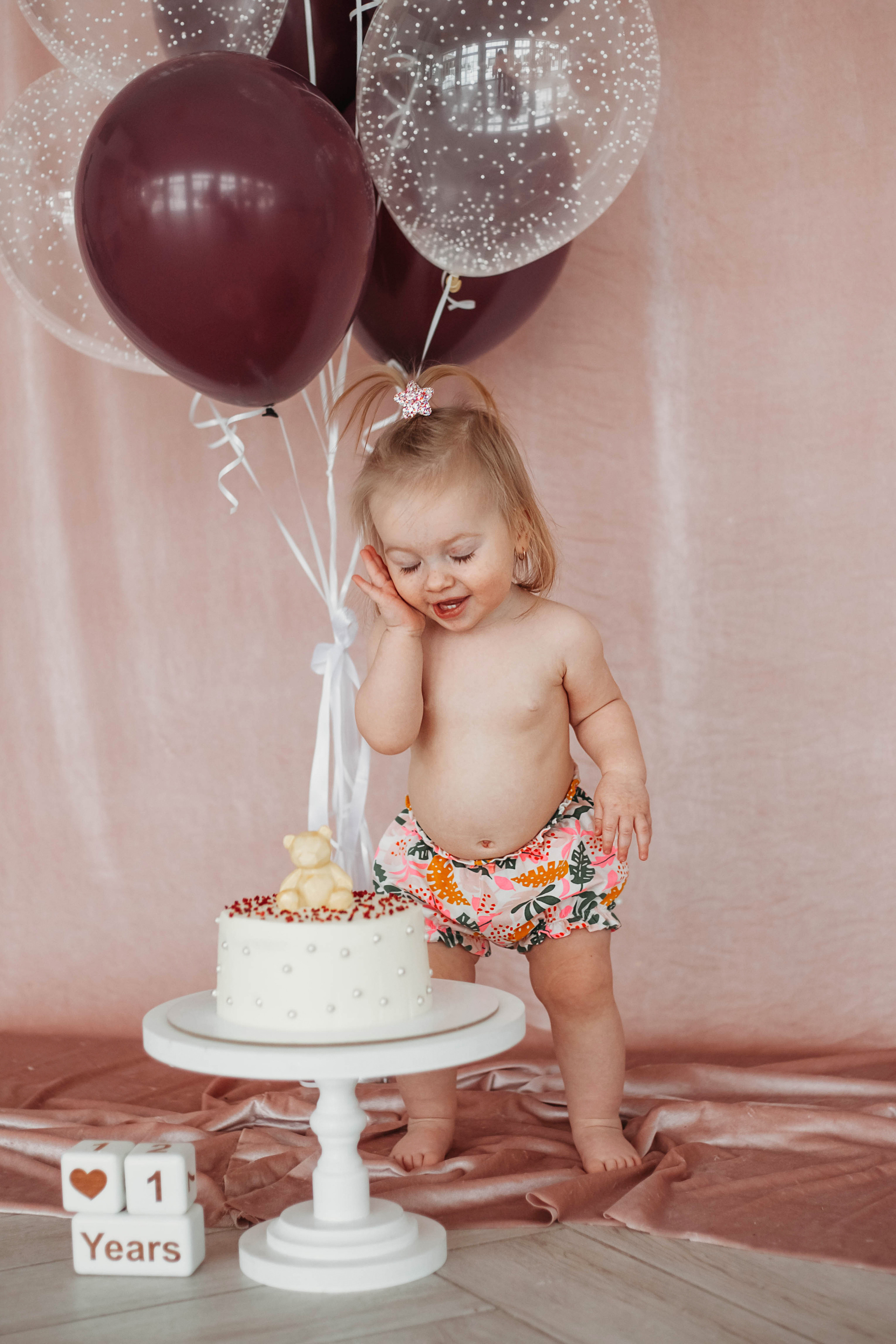 Первый день рождения Арьи. Семейный и детский фотограф Минск, Беларусь