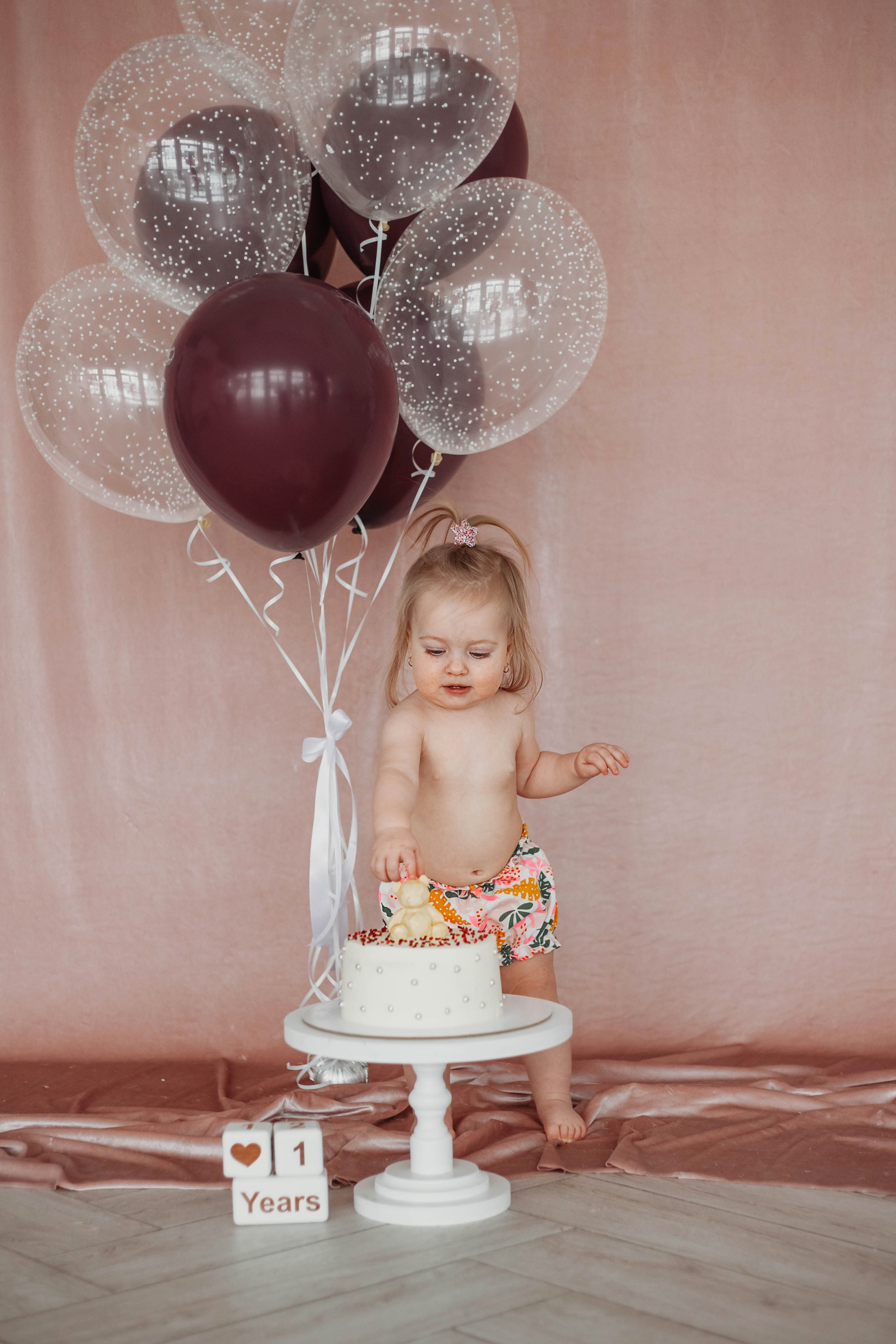 Первый день рождения Арьи. Семейный и детский фотограф Минск, Беларусь