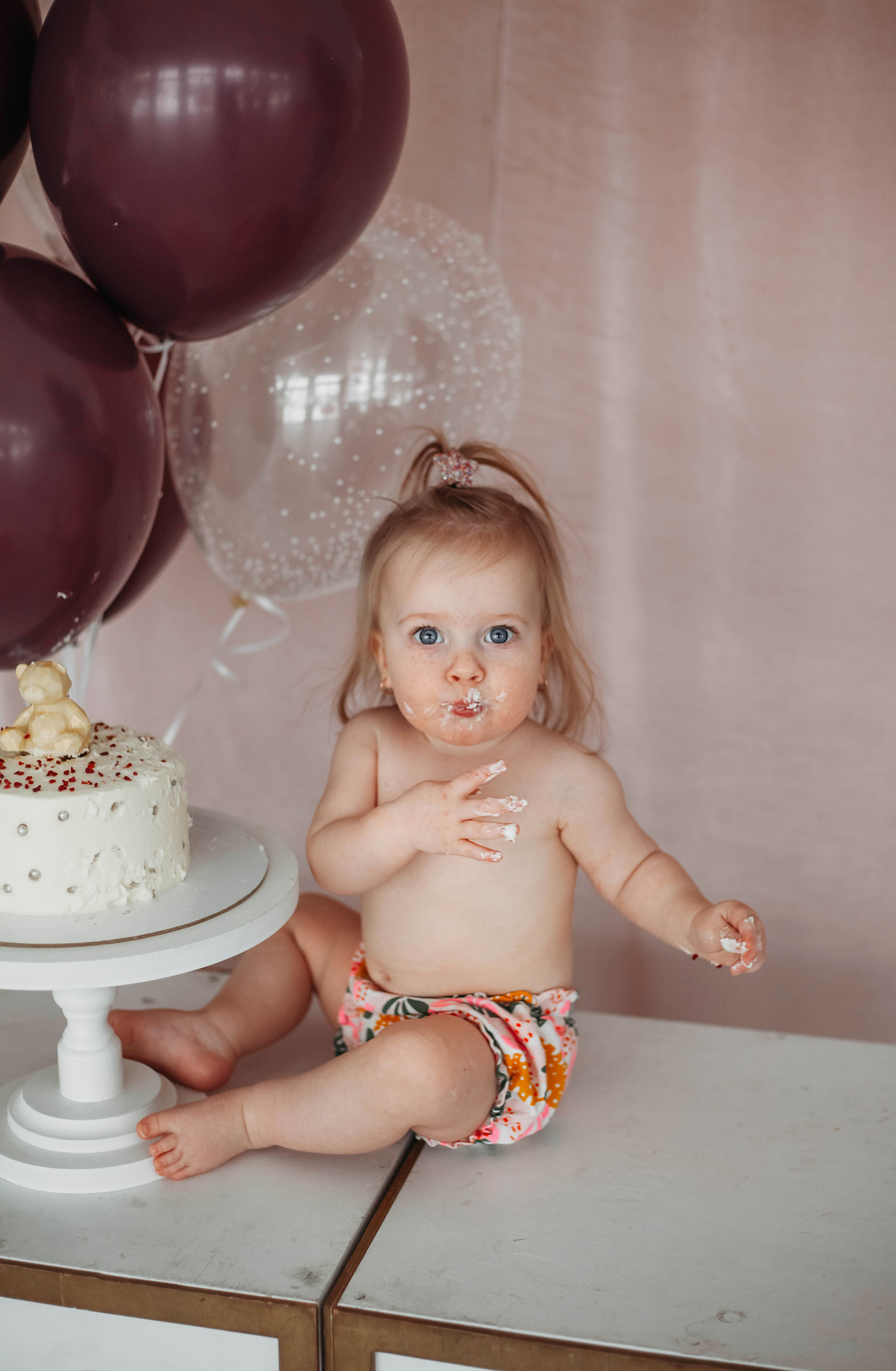 Первый день рождения Арьи. Семейный и детский фотограф Минск, Беларусь