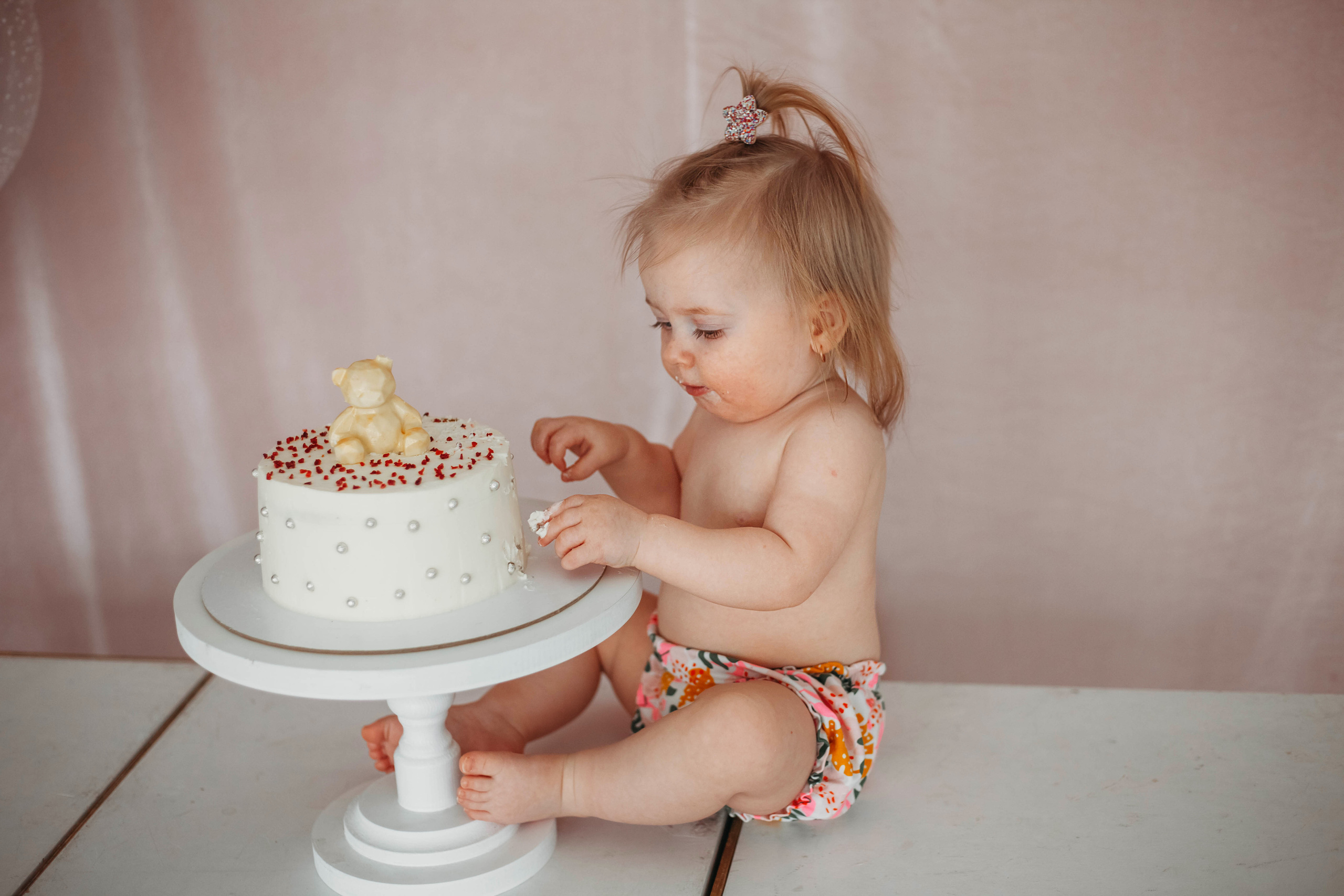 Первый день рождения Арьи. Семейный и детский фотограф Минск, Беларусь