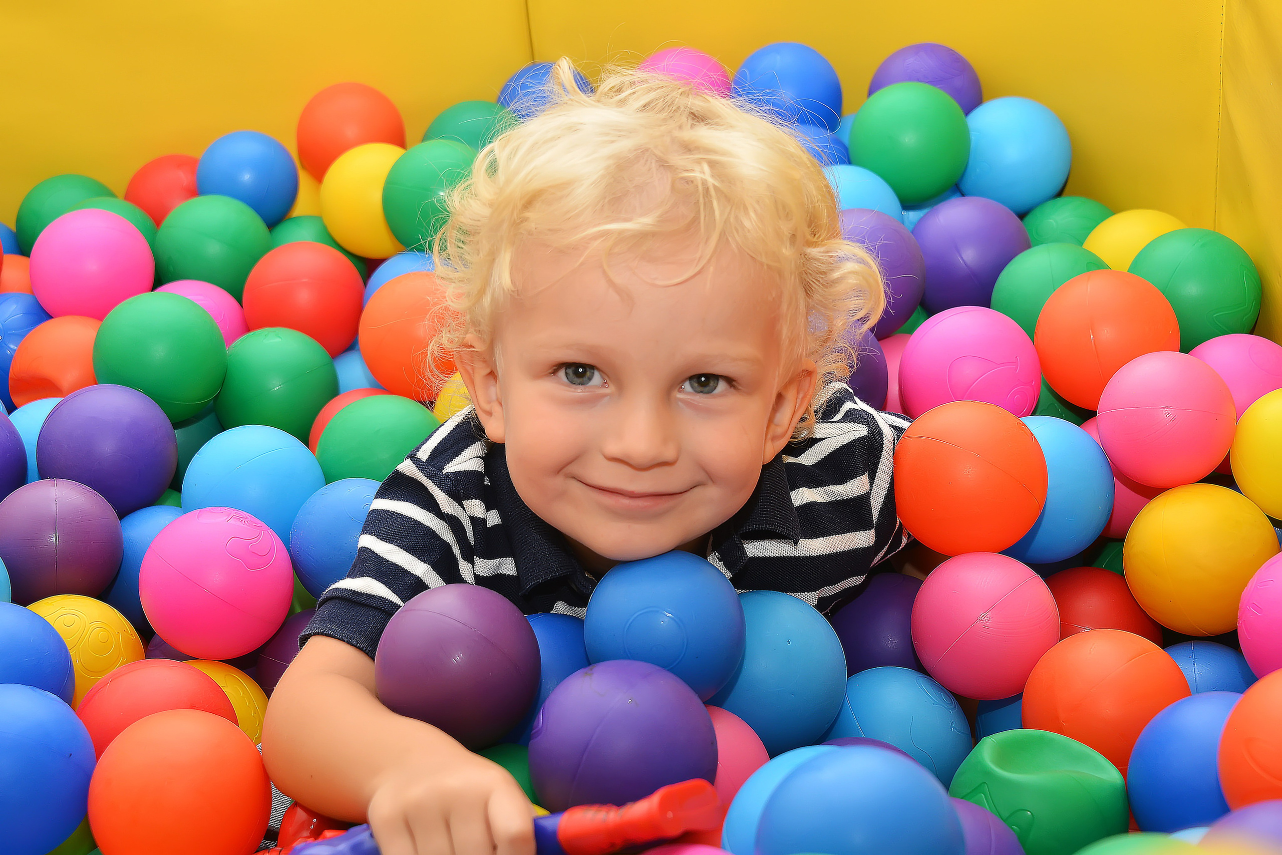 Дети-3(Тимур-5лет). Фотосъёмка. Фотограф Сергей Авдеев-семейный и детский фотограф в Алматы