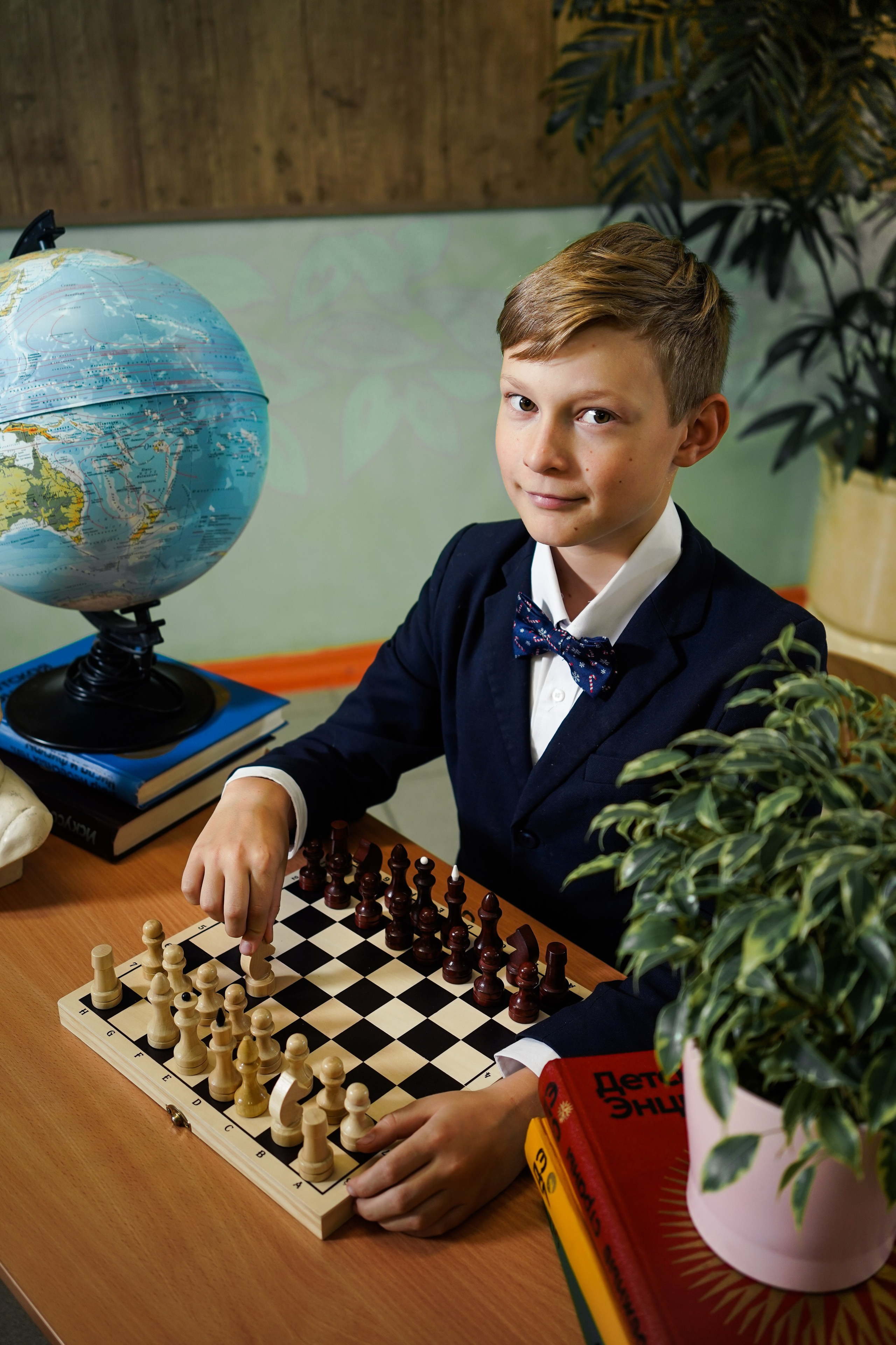 Выпускные альбомы, 4 класс Школа № 175 школьная фотосессия. Семейный и портретный фотограф в Екатеринбурге Анна Лобанова