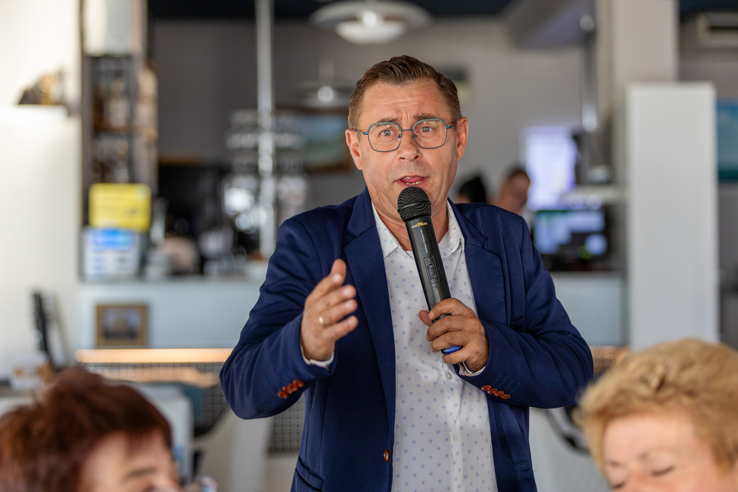 Юбилей в кафе «Парус». Репортажный фотограф Анапа