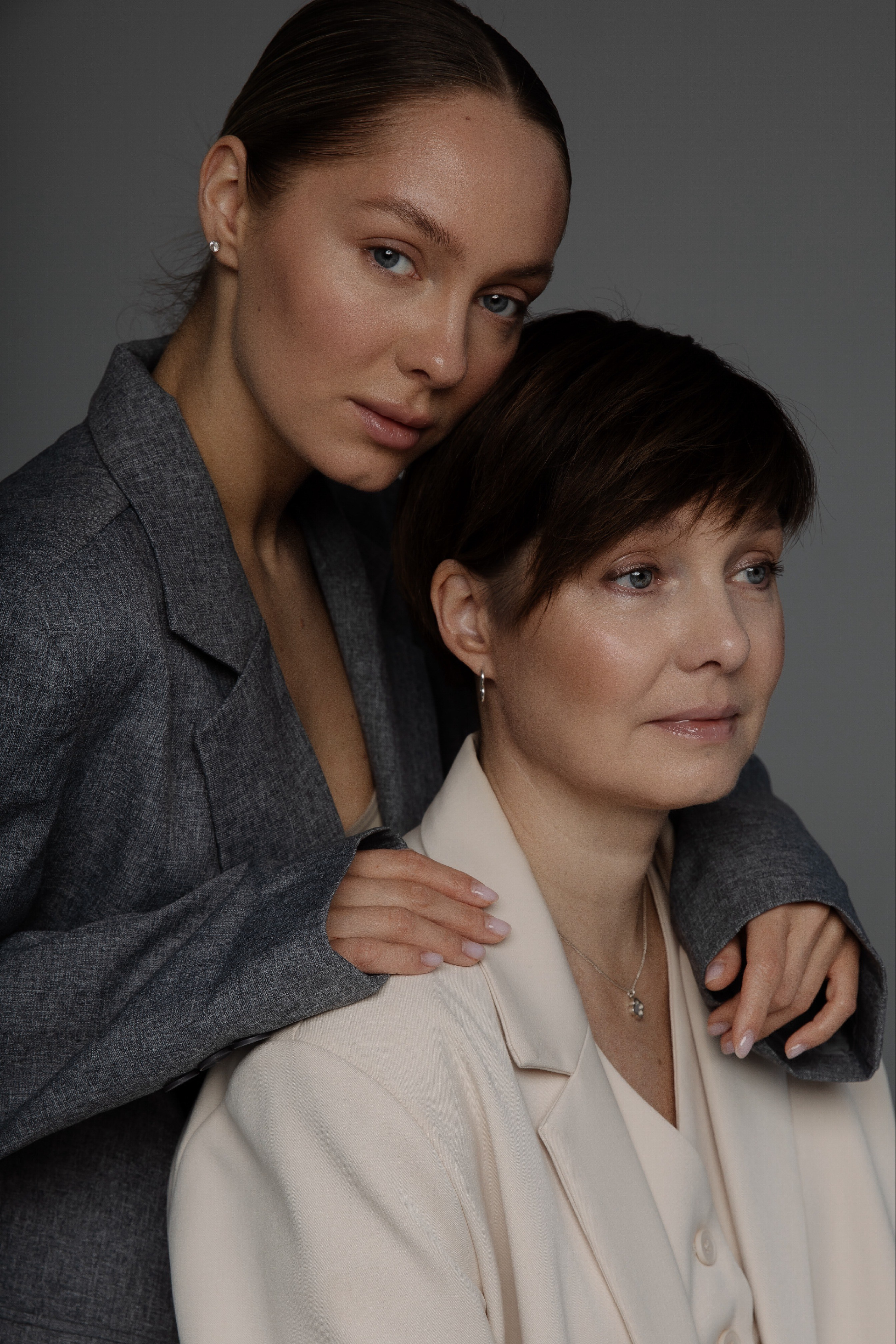 Мама и дочь, минимализм. СВАДЕБНЫЙ ФОТОГРАФ ЧЕЛЯБИНСК