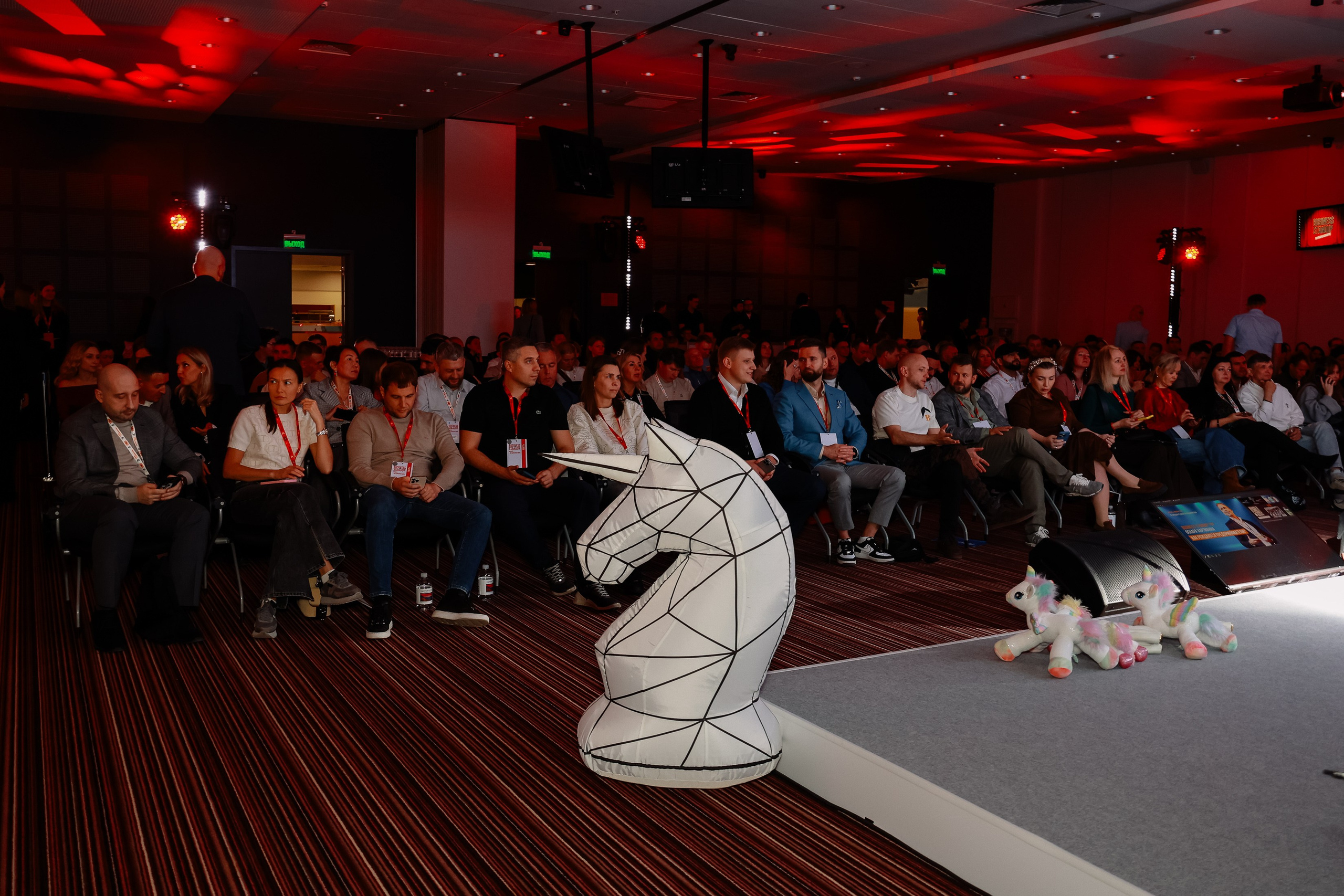 BUSNESS STANDUP с Оскаром Хартманном. Фотограф Юлия Мальцева